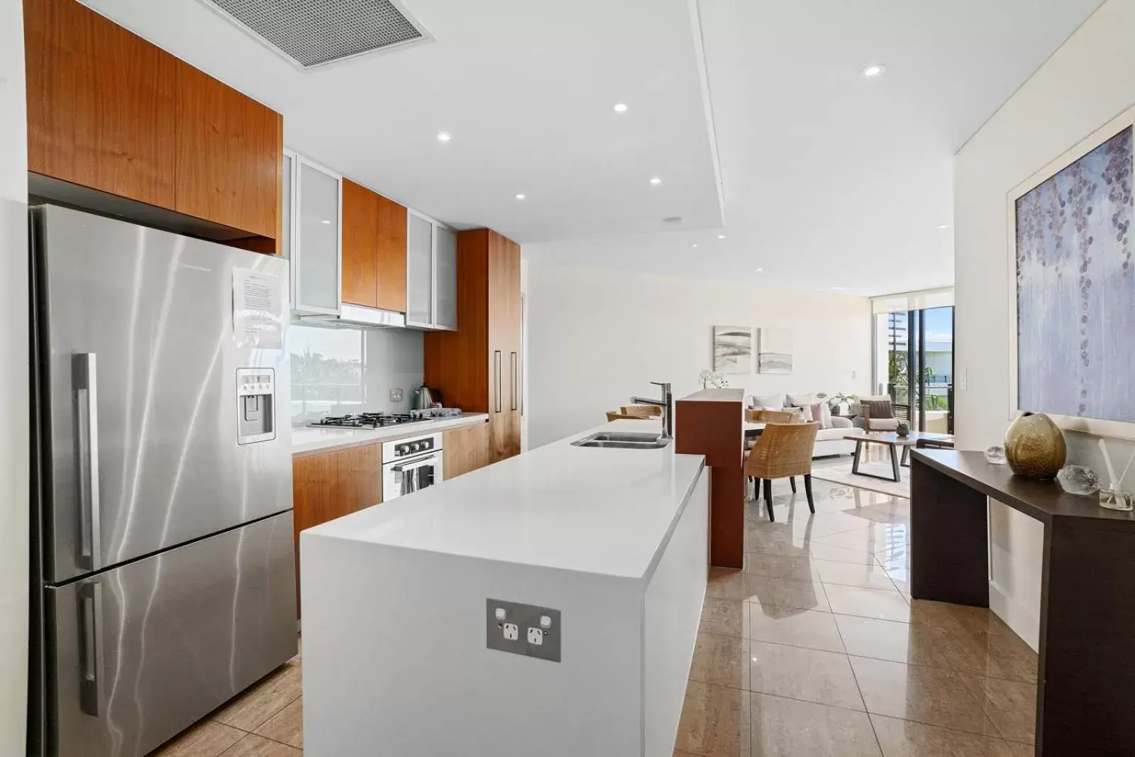 kitchen, Kitchen/Kitchenette in Cotton Beach Resort - Tweed Coast Holidays ®