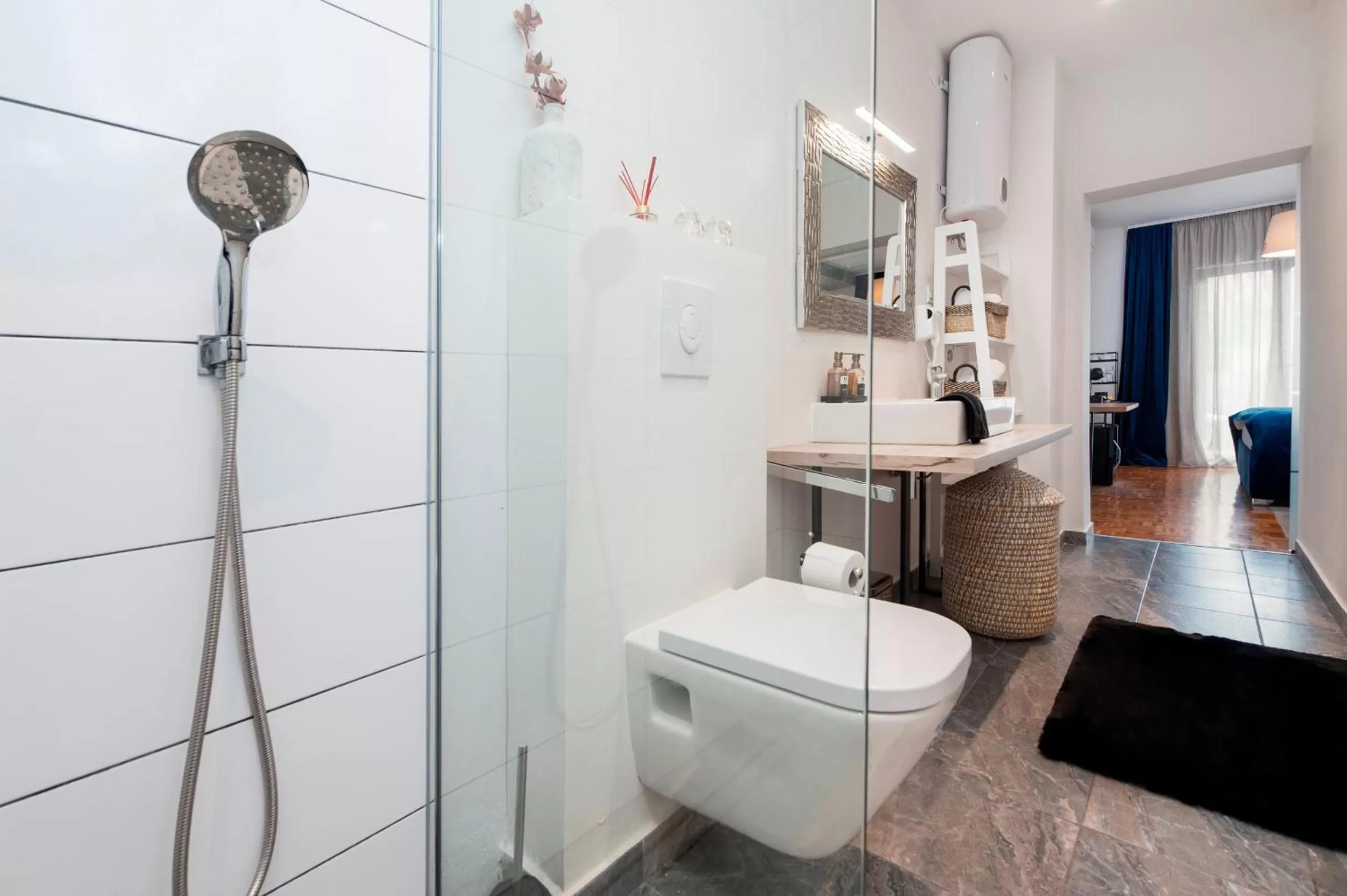 Shower in Villa B&B Marina & Parking Free