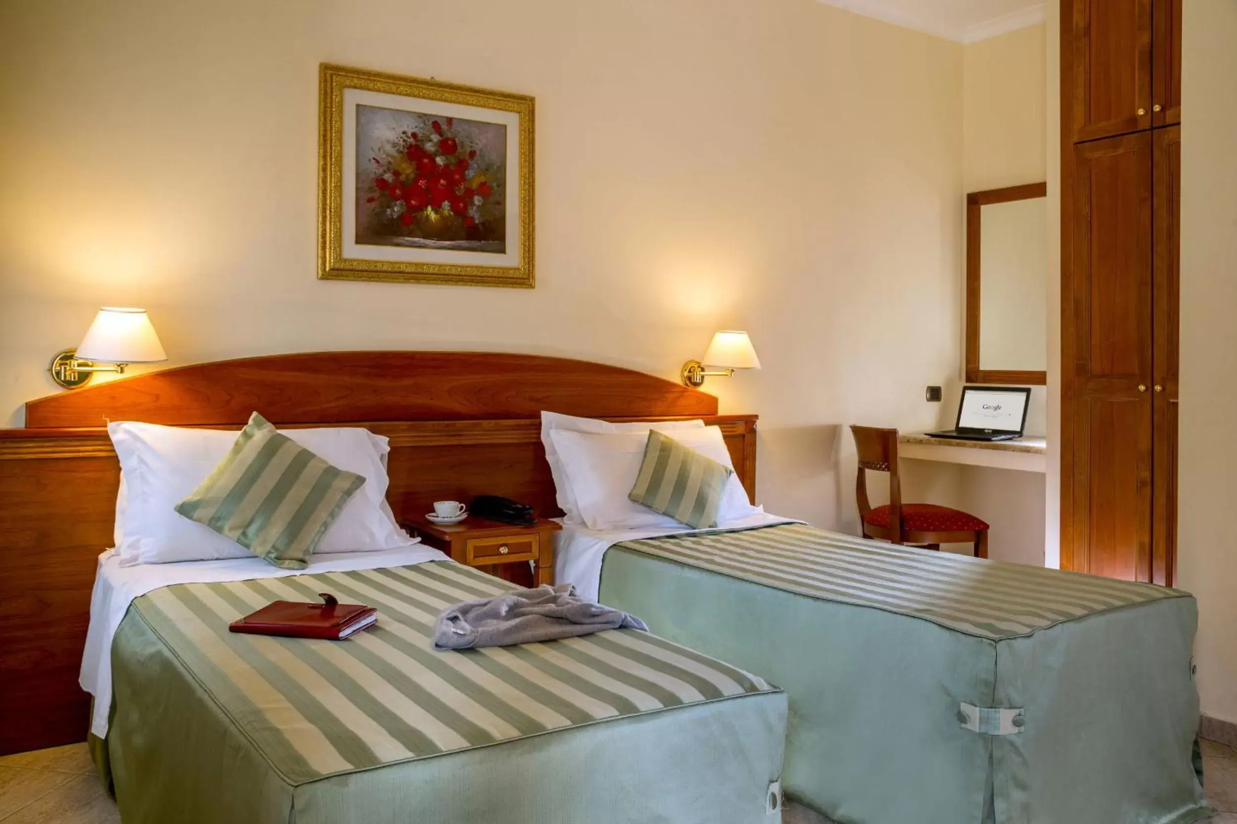 Bedroom, Bed in Marini Park Hotel