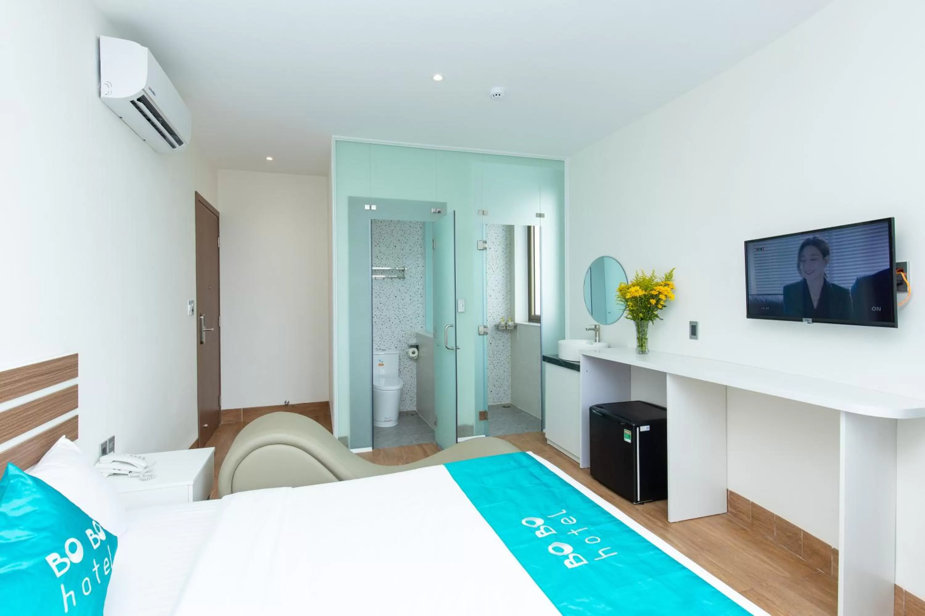 Photo of the whole room, Bed in BOBO Boutique Hotel