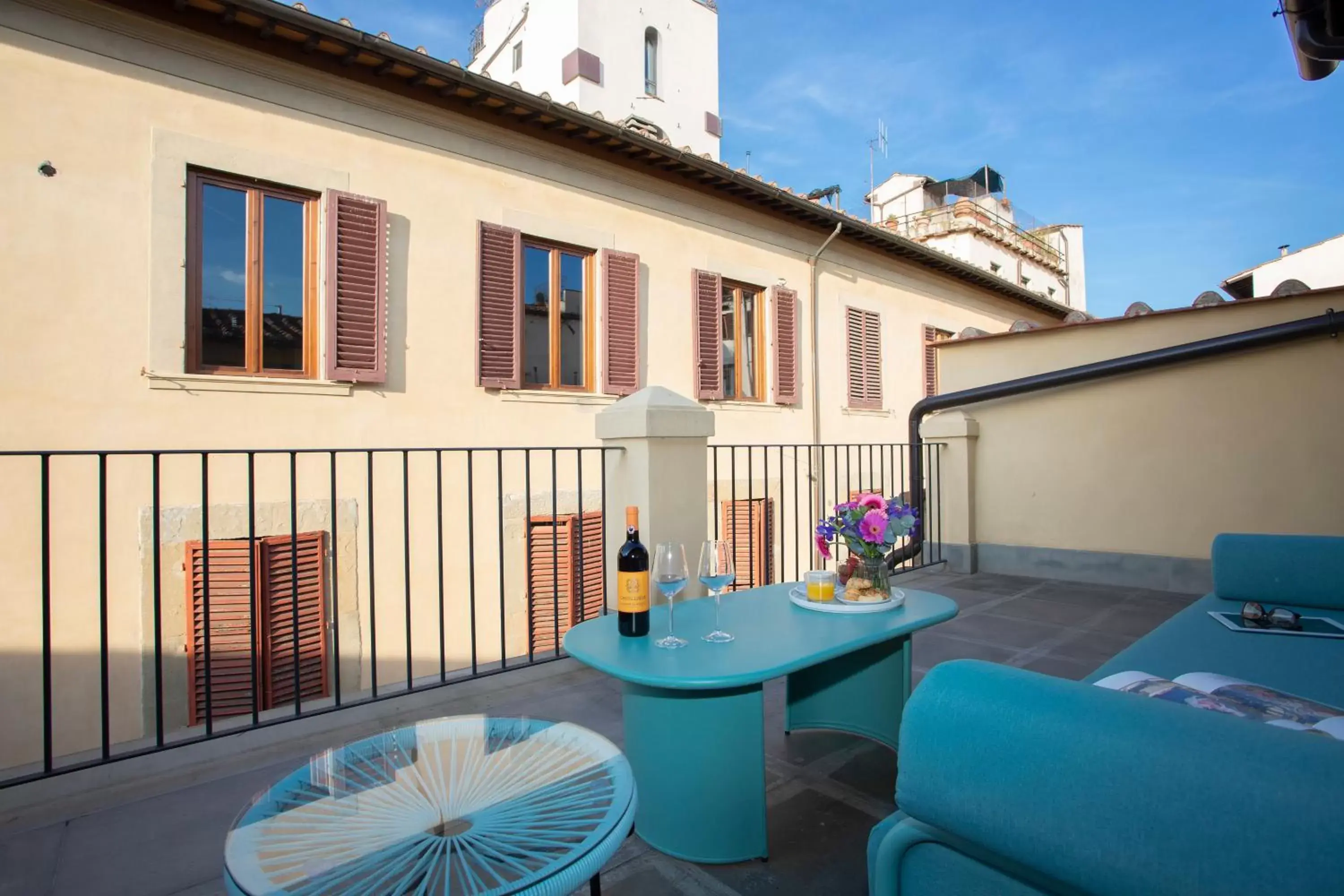 Balcony/Terrace in Casual Rinascimento Firenze