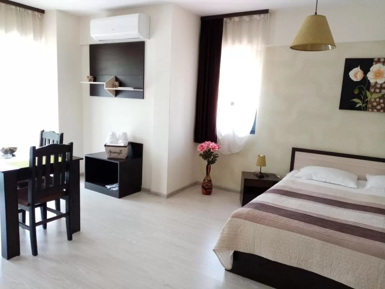 Kitchen or kitchenette, Bed in Apart Hotel Rosen