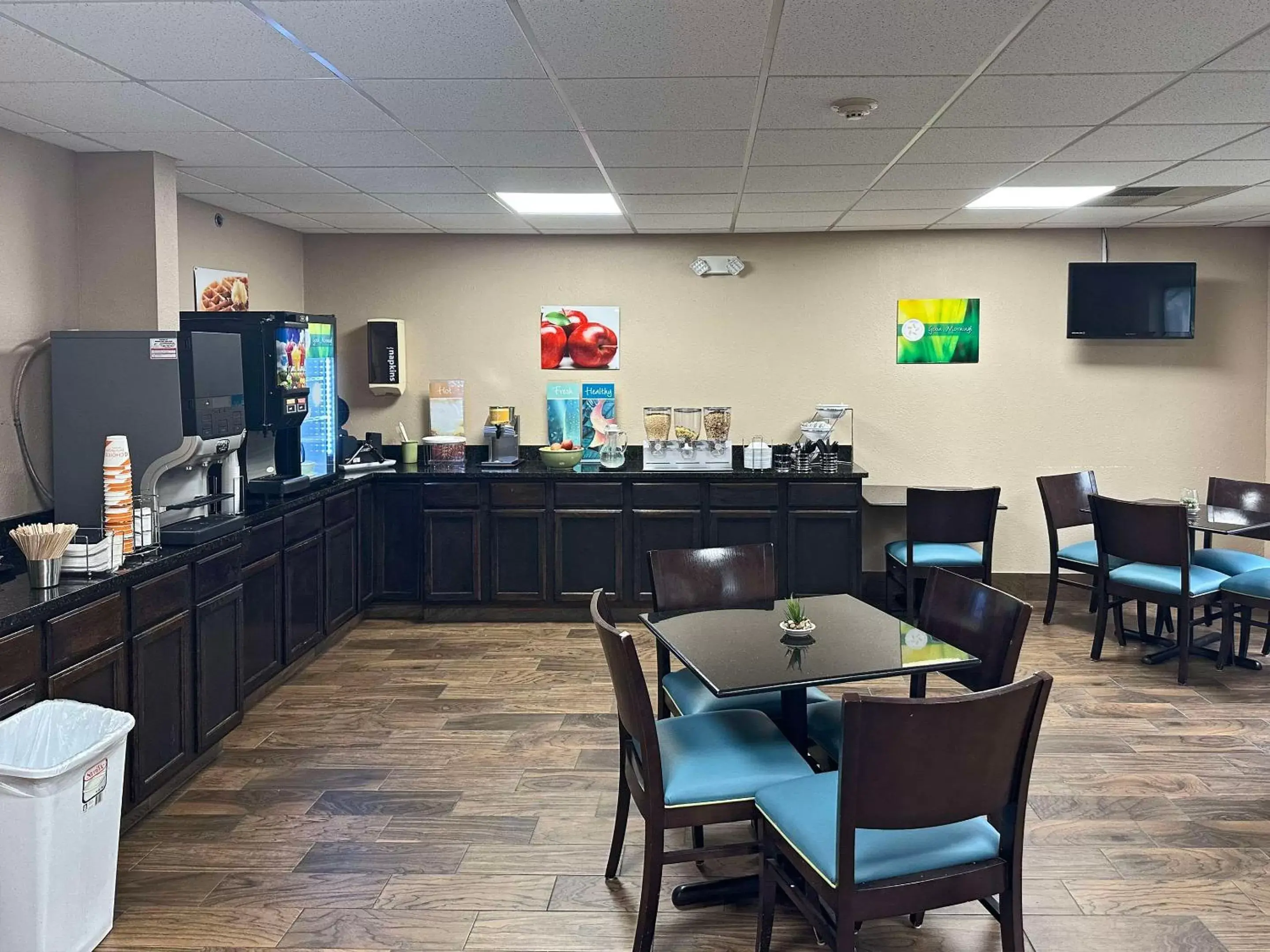 Breakfast, Restaurant/Places to Eat in Quality Inn & Suites Exmore