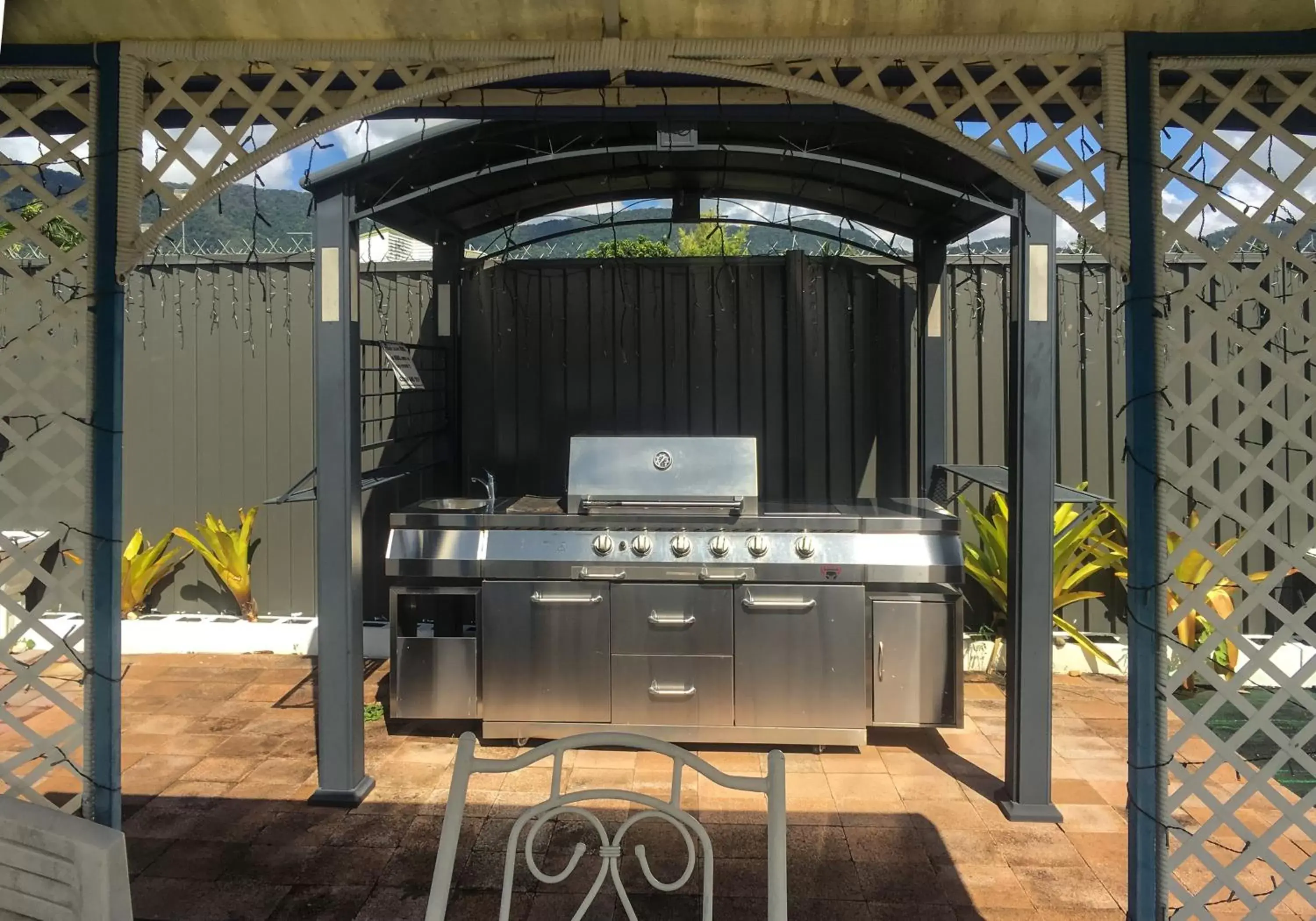 BBQ facilities in South Cairns Resort