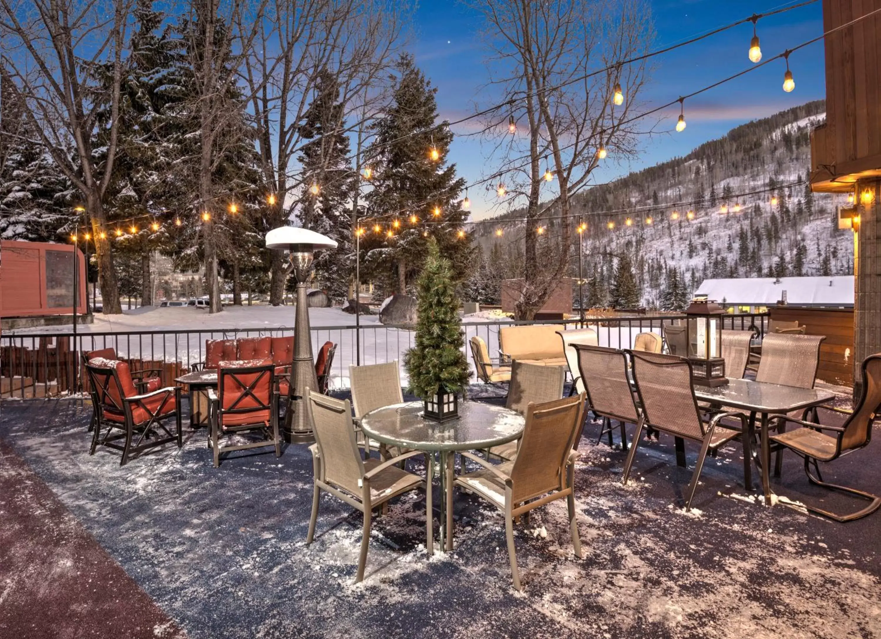 BBQ facilities, Restaurant/Places to Eat in Vail Run Resort