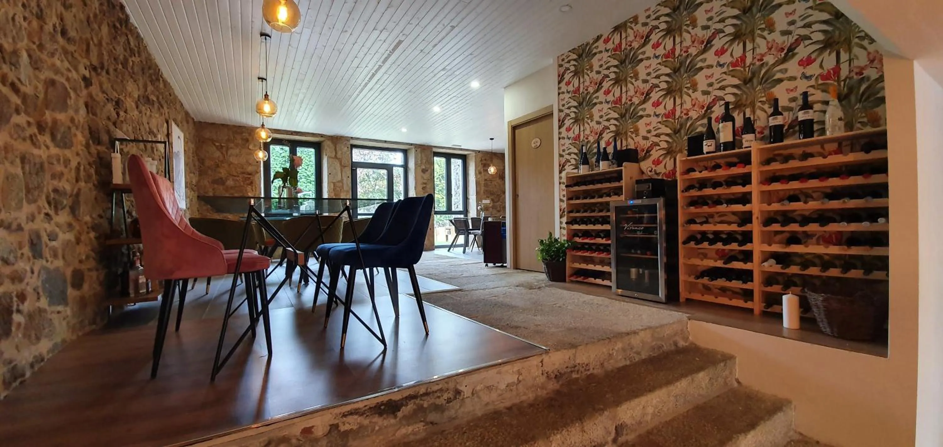 Restaurant/places to eat in Ecocasa Lema II