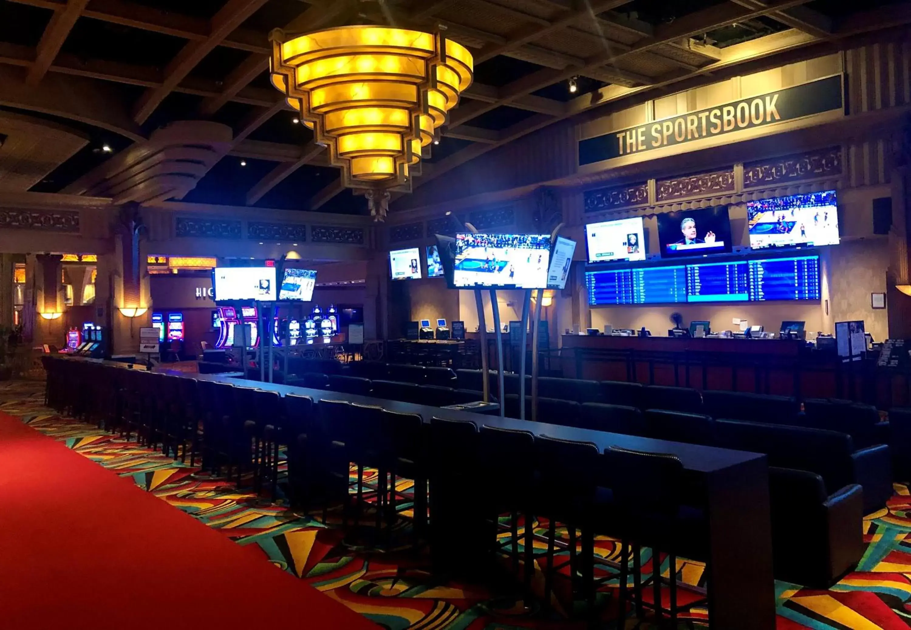 Casino in The Inn at Charles Town / Hollywood Casino