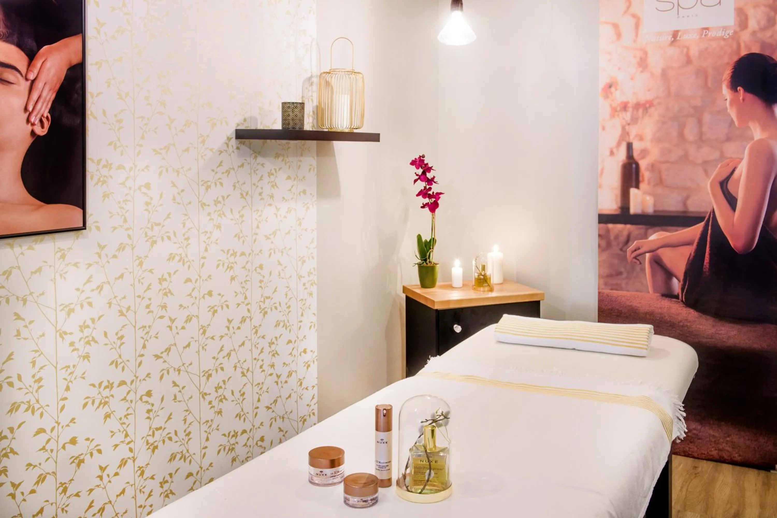 Massage in Grand Hotel Gallia & Londres