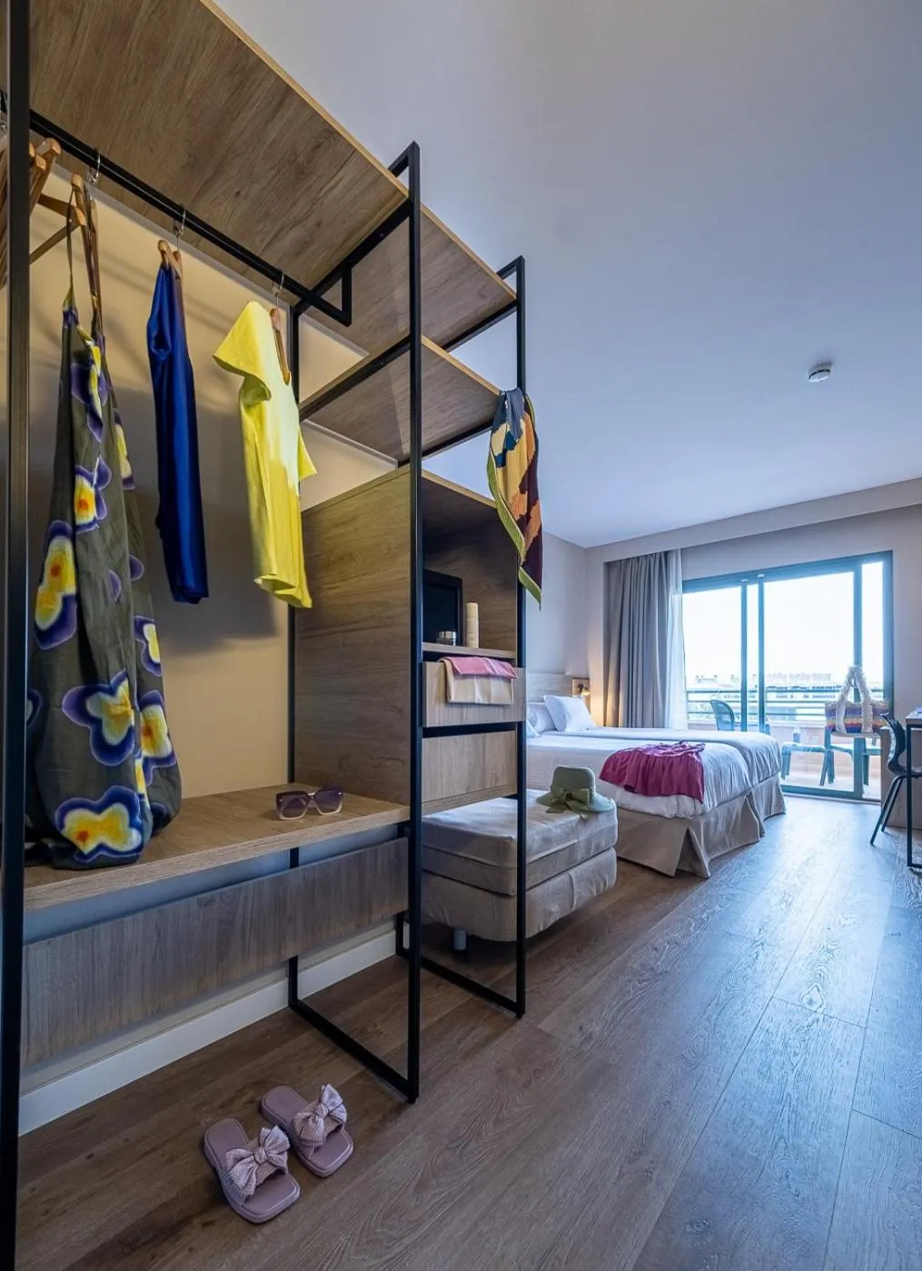 Decorative detail, Bed in Hotel California Palace