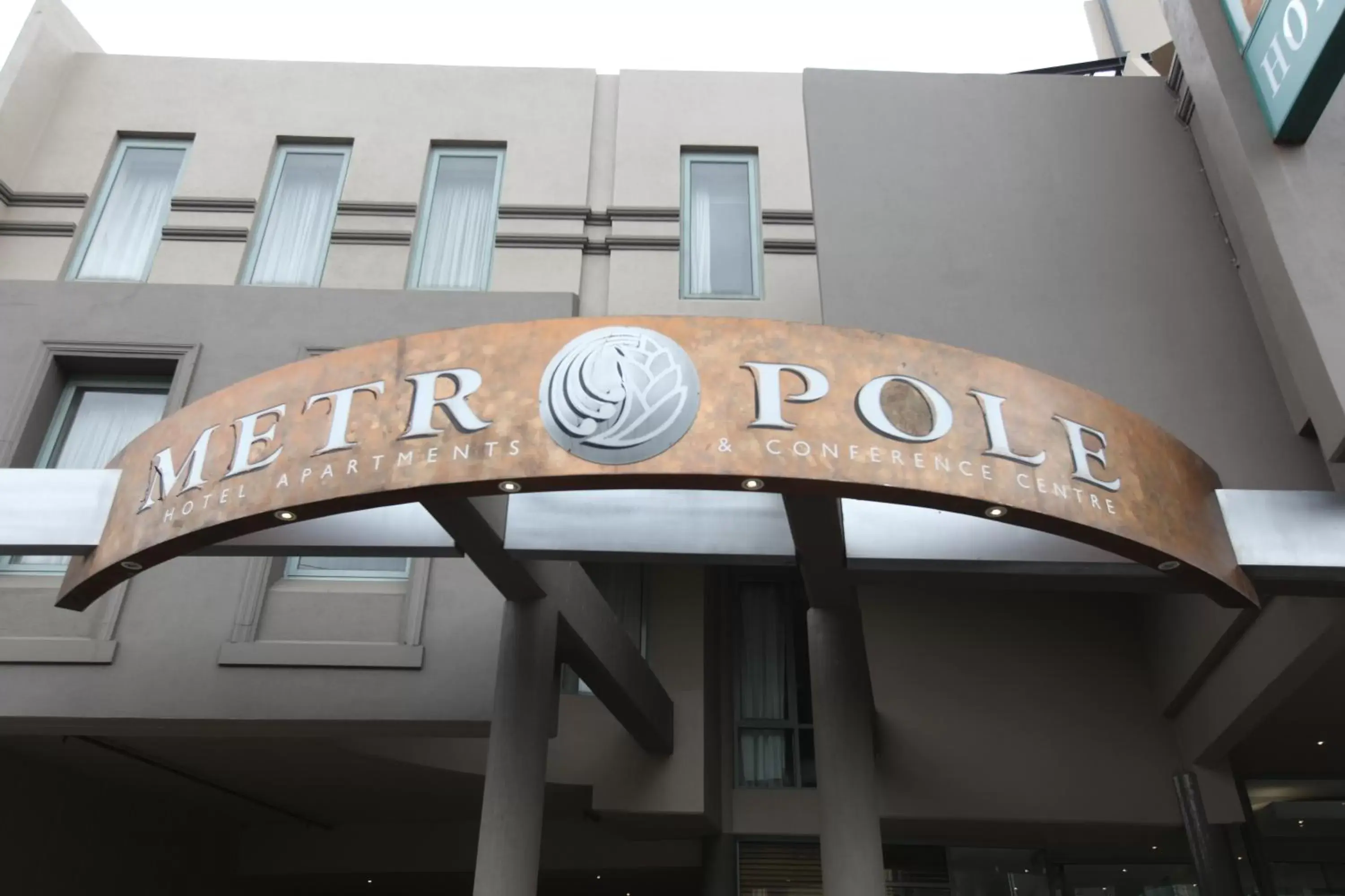 Facade/entrance in Melbourne Metropole Central Official Facade/entrance in Melbourne Metropole Central Official