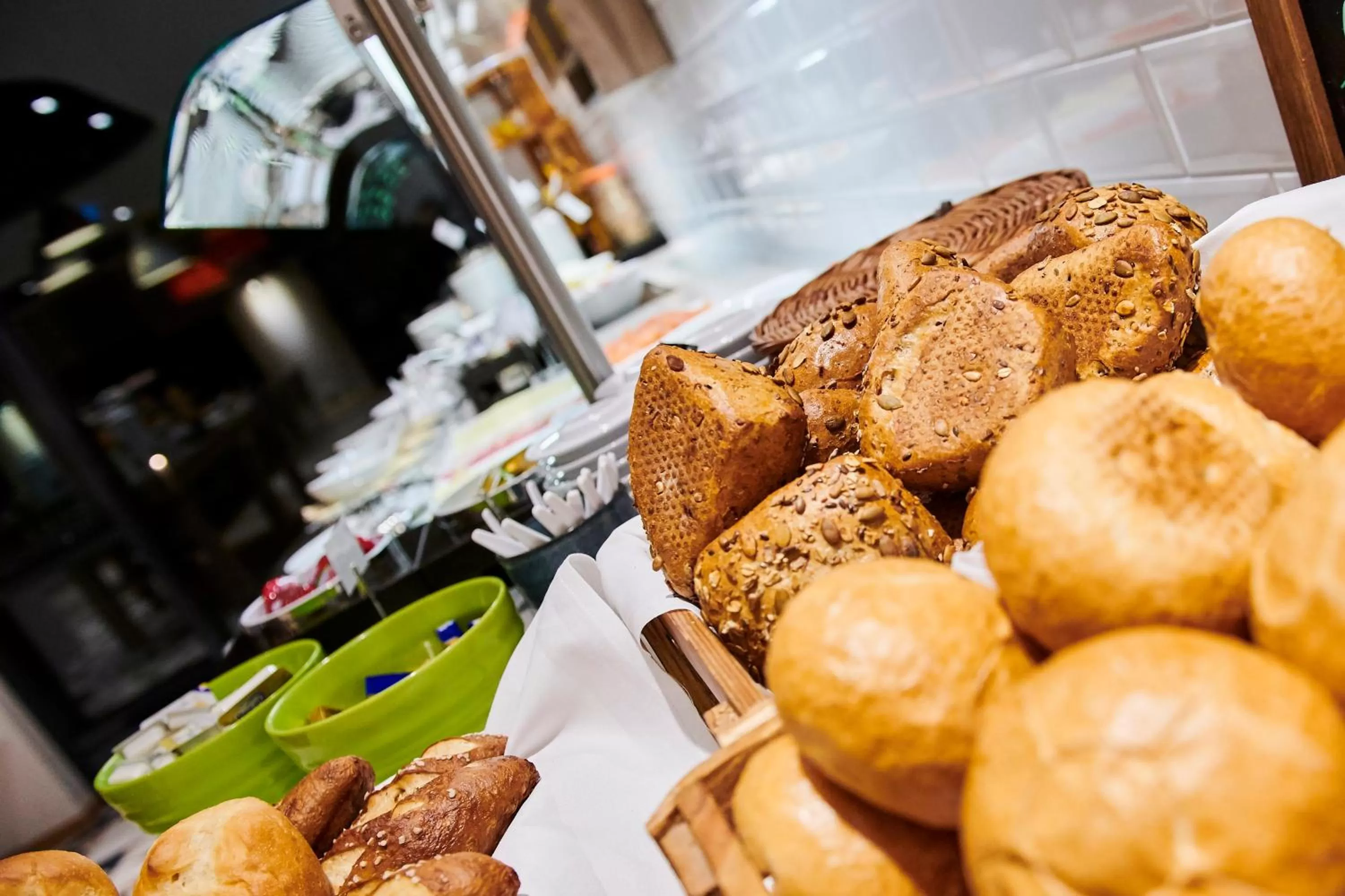 Breakfast in Holiday Inn Düsseldorf City – Toulouser Allee by IHG