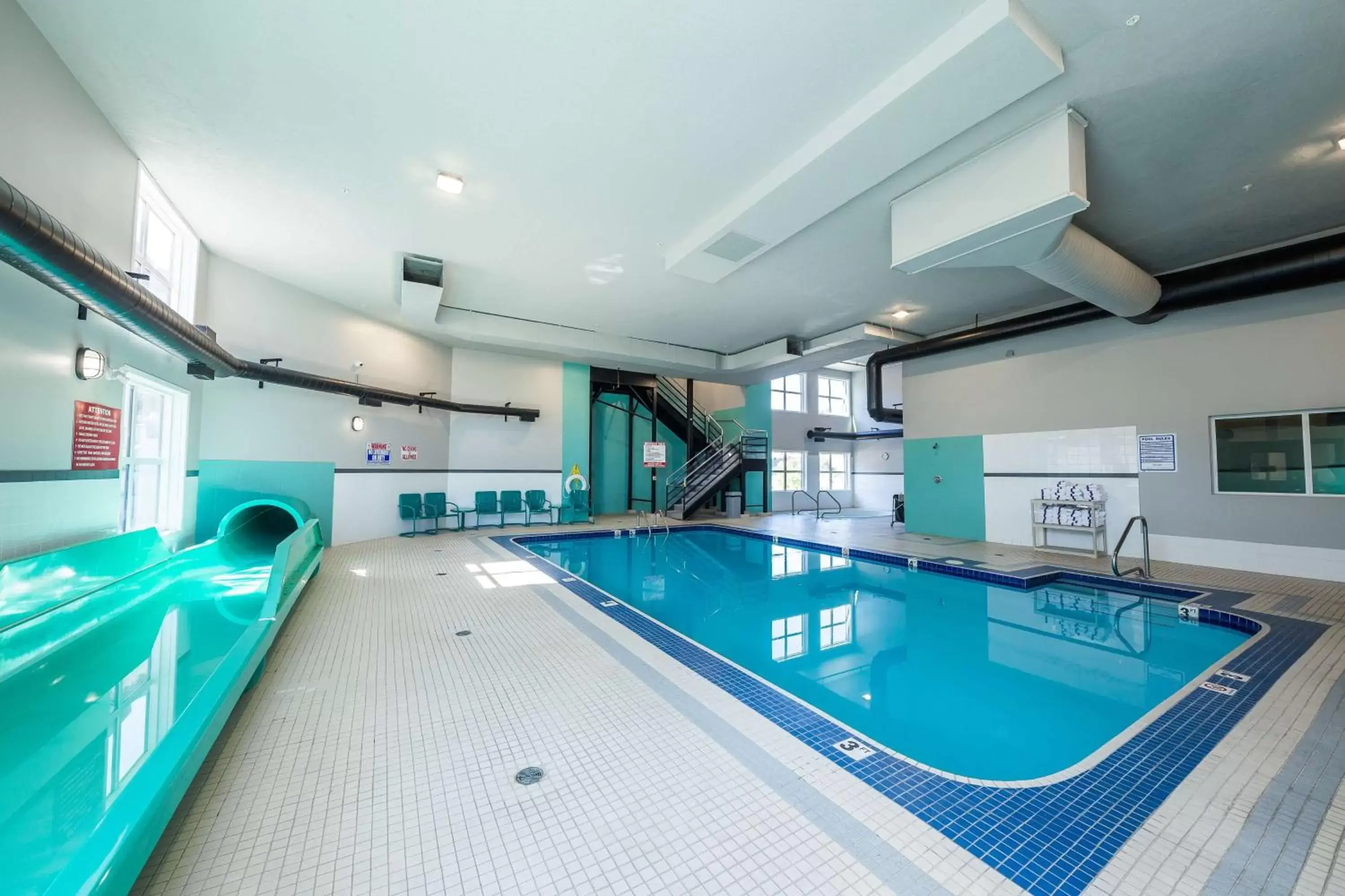 Pool view, Swimming Pool in Prestige Kamloops Hotel