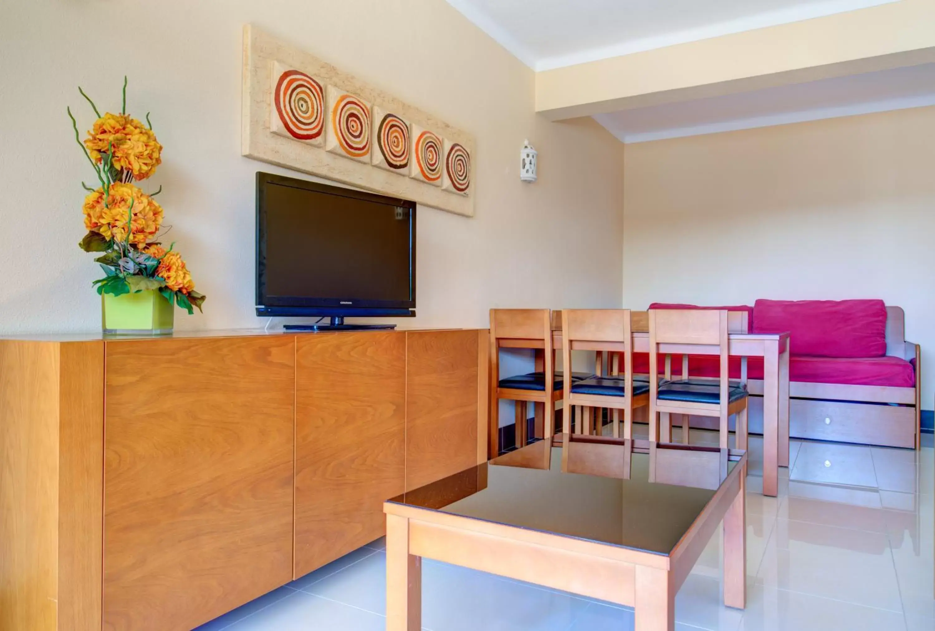 Living room in Choromar Apartments