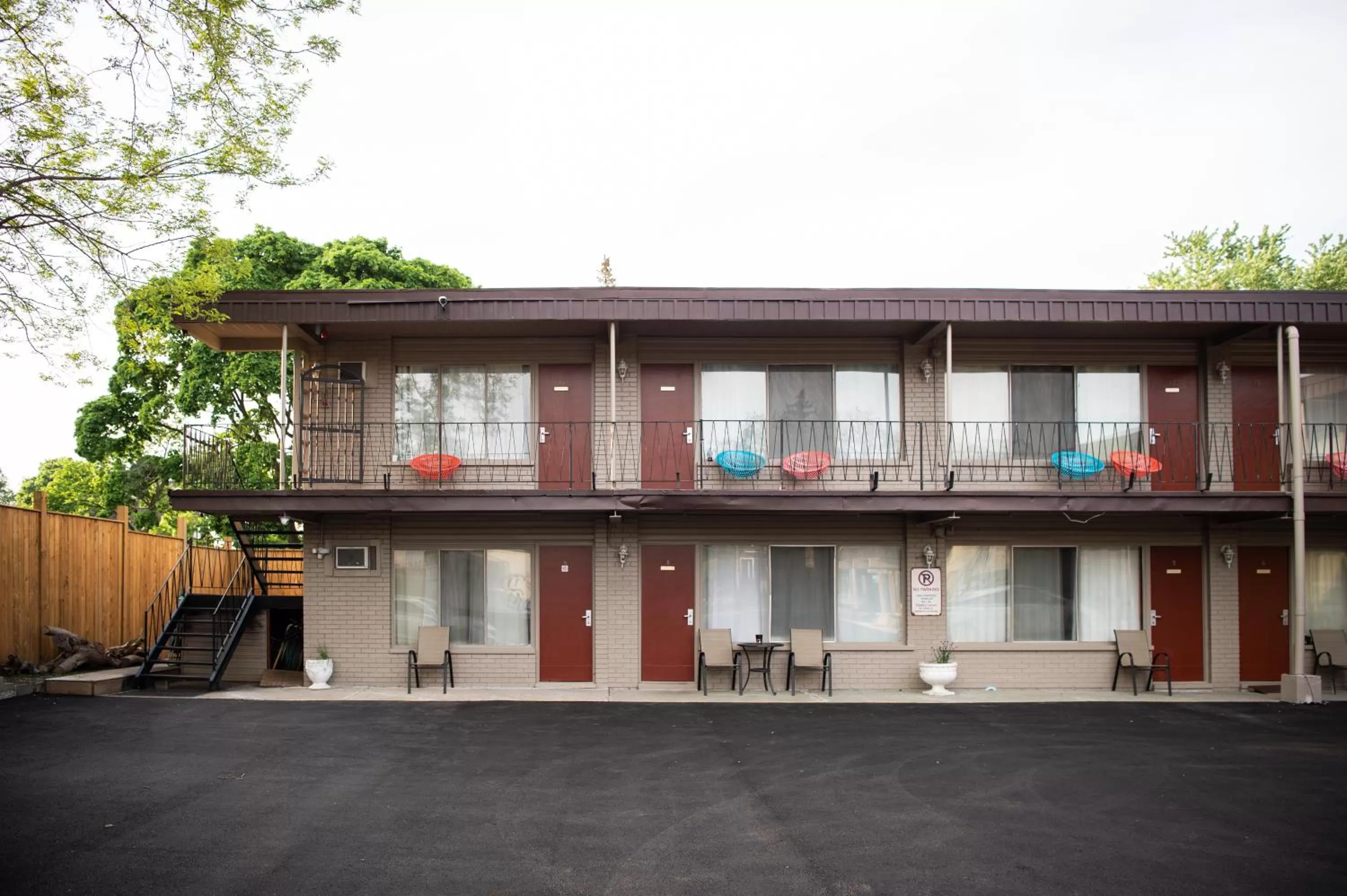 Property building in Advance Inn