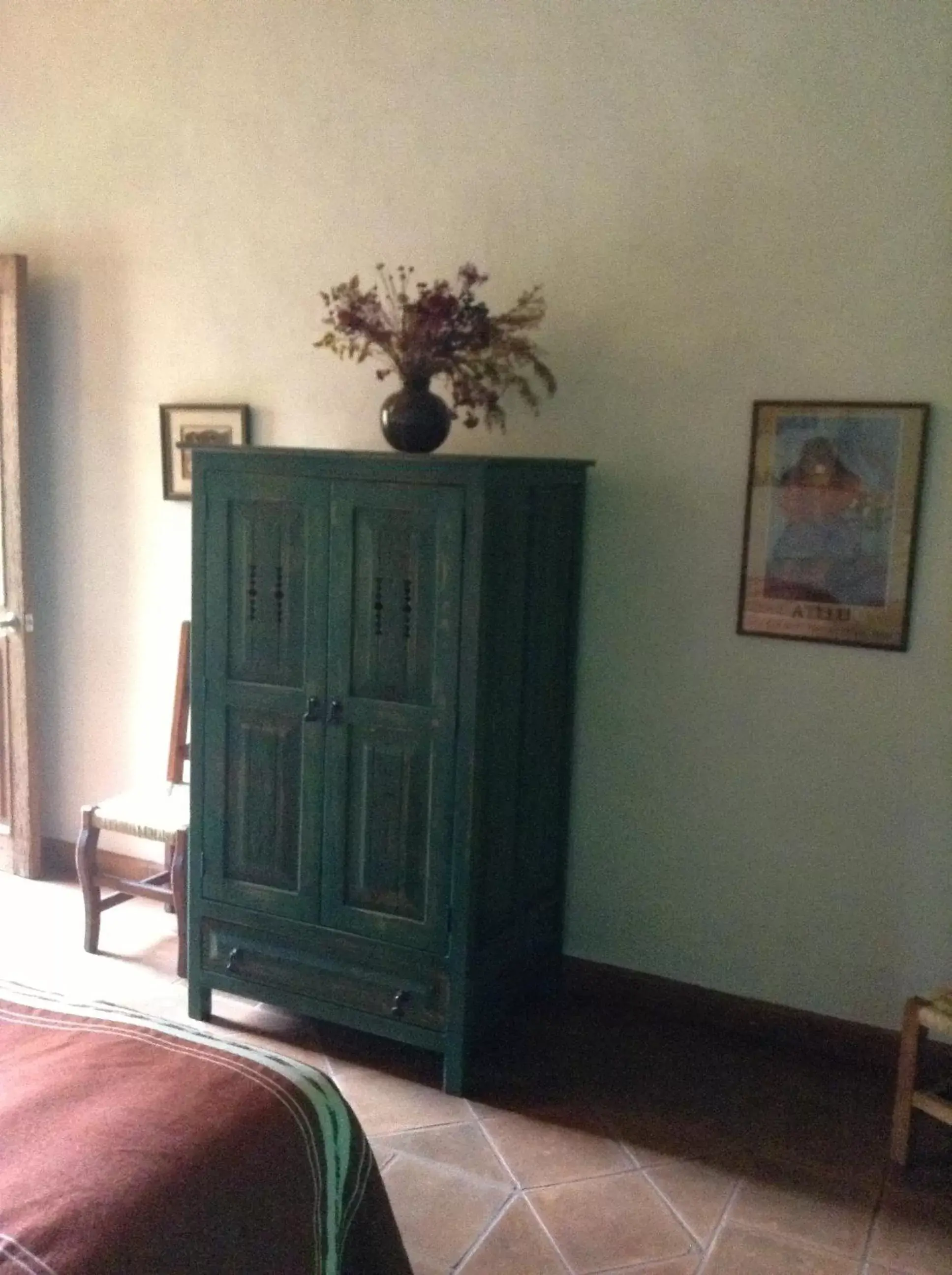 Photo of the whole room, Bed in Posada Yolihuani