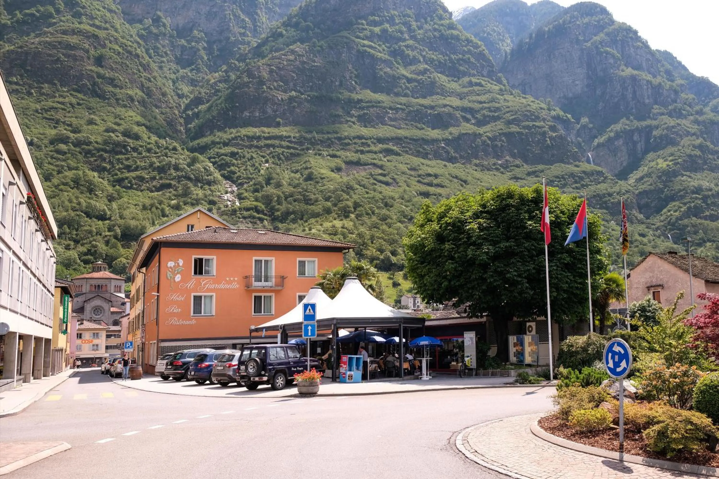 Property building in Al Giardinetto