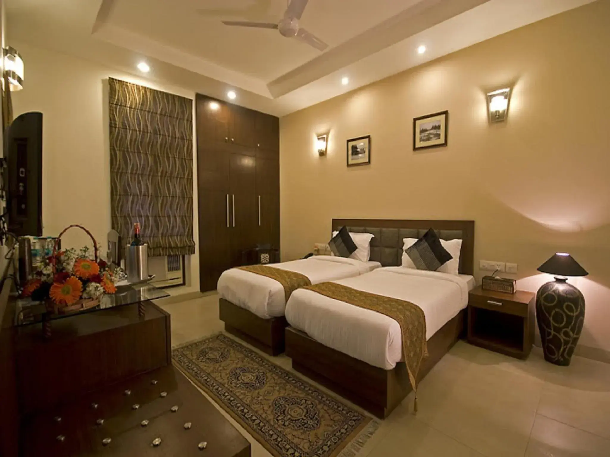 Bedroom, Bed in Red Maple Bed & Breakfast Bedroom, Bed in Red Maple Bed & Breakfast