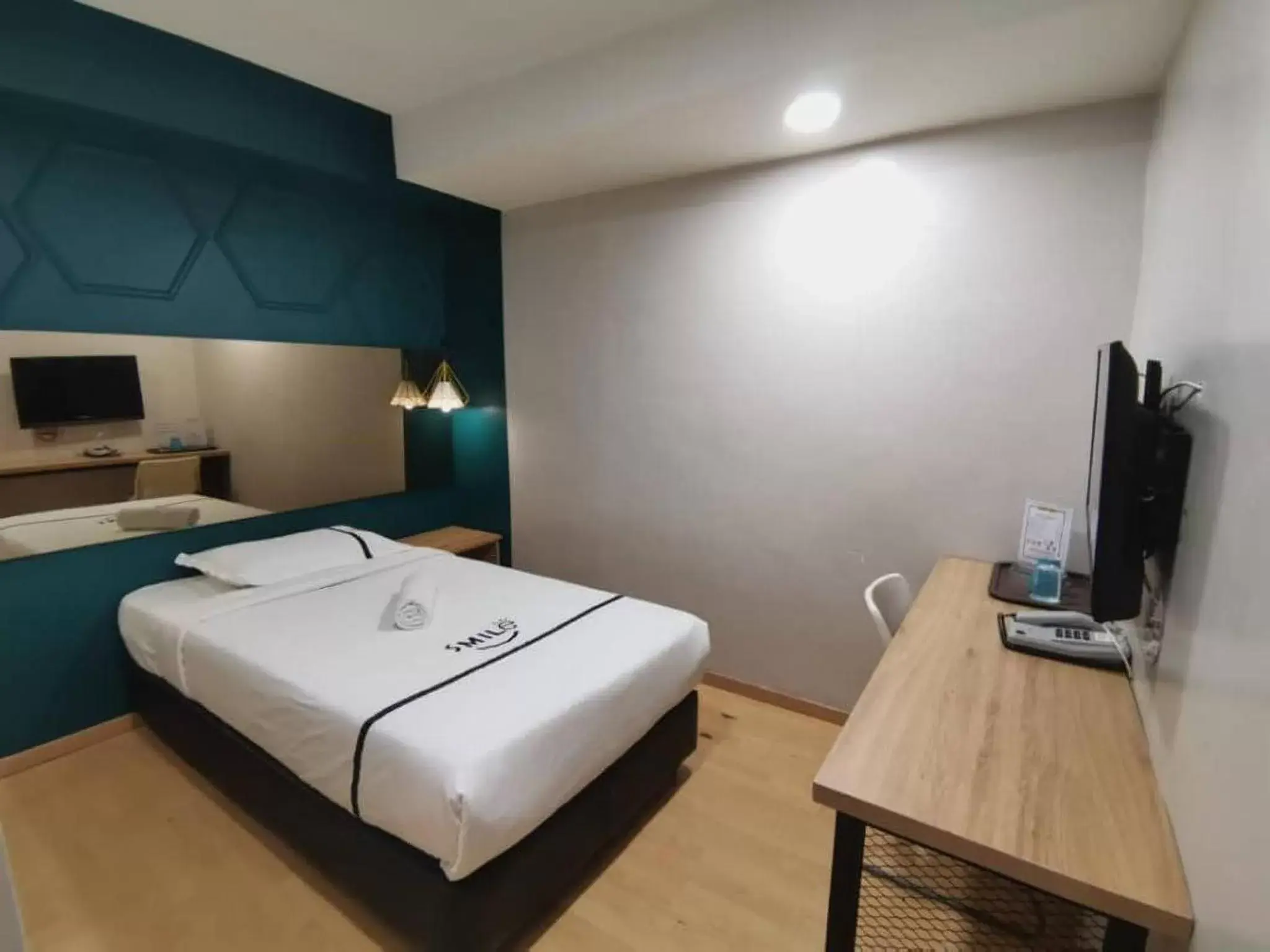 Bed in Smile Hotel Selayang Point