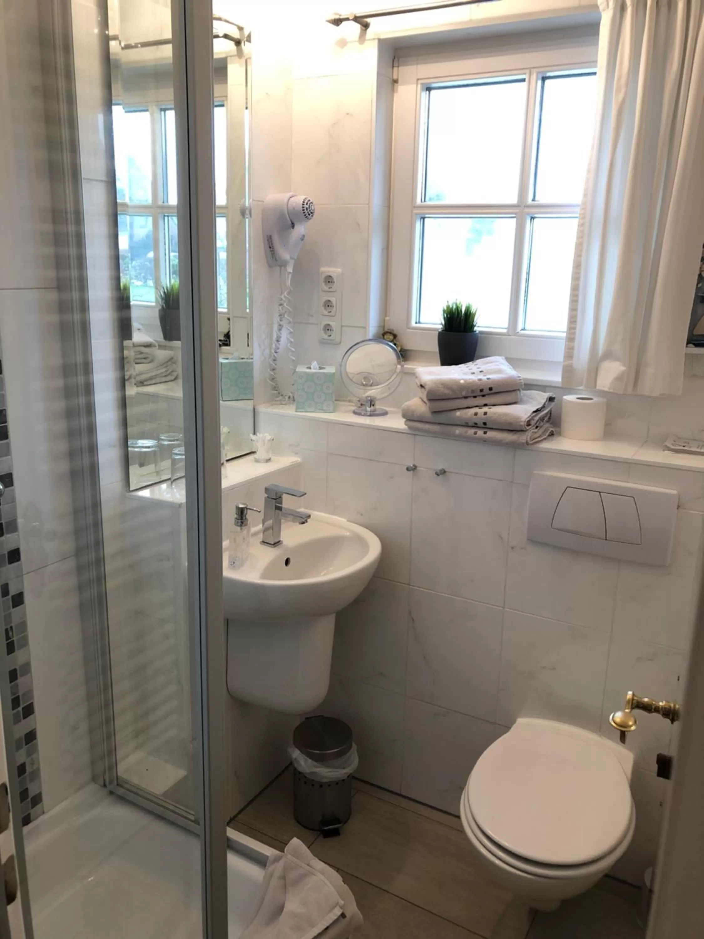 Bathroom in Hotel garni Seeluft Büsum