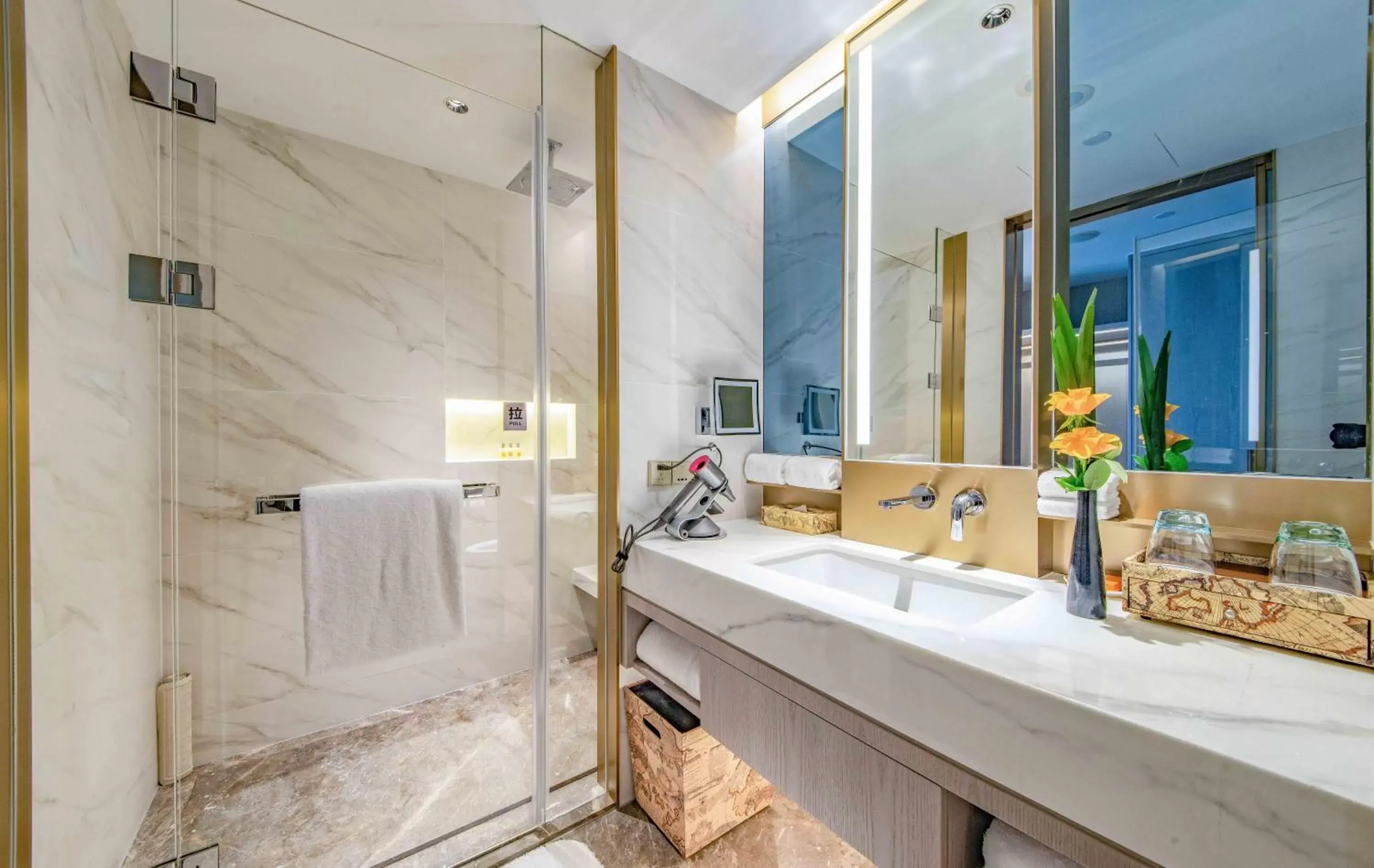 Shower, Bathroom in Crowne Plaza Suzhou, an IHG Hotel