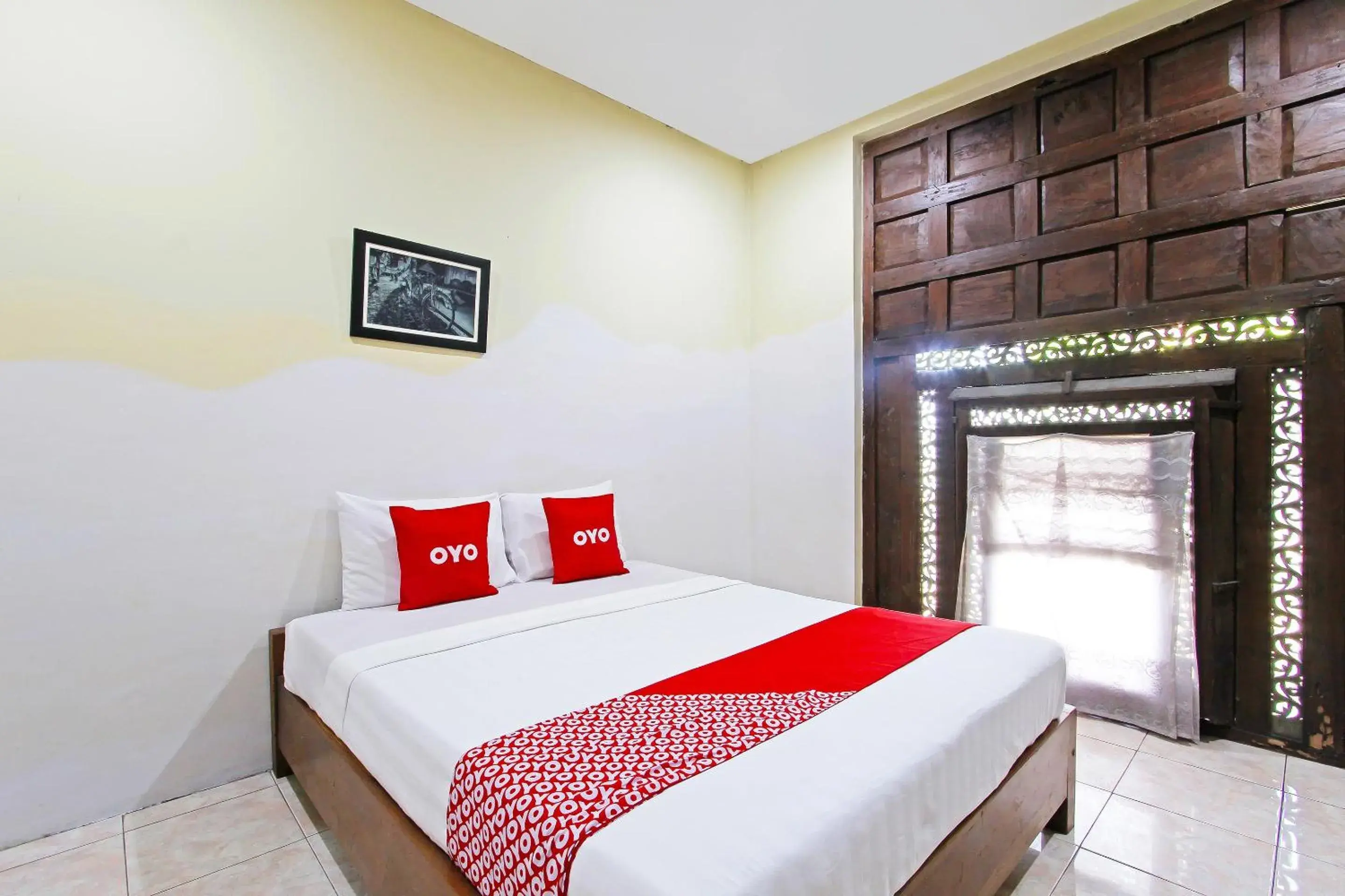 Photo of the whole room, Bed in OYO 3693 Kopi Klotok Homestay Syariah