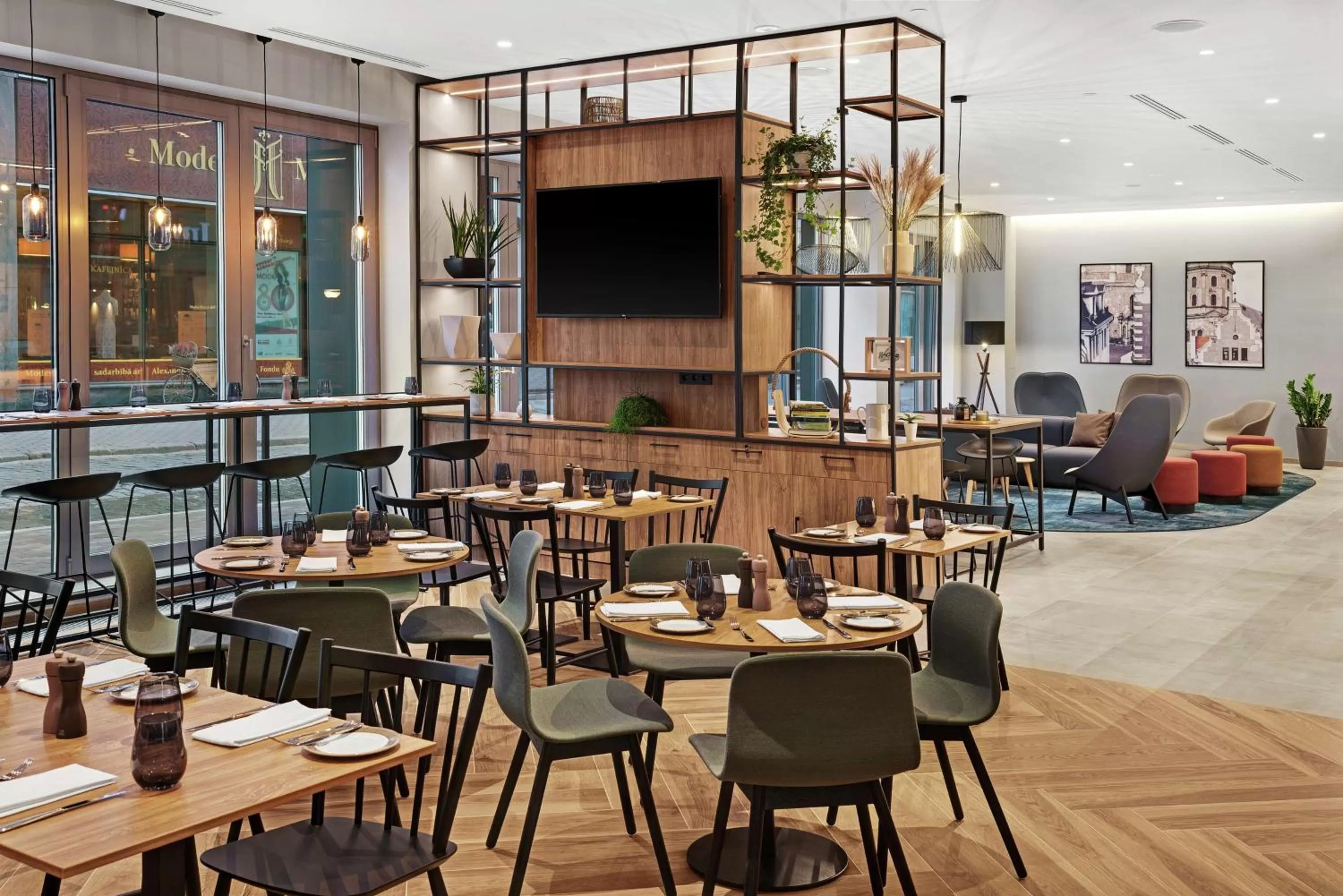 Restaurant/places to eat in Hilton Garden Inn Riga Old Town