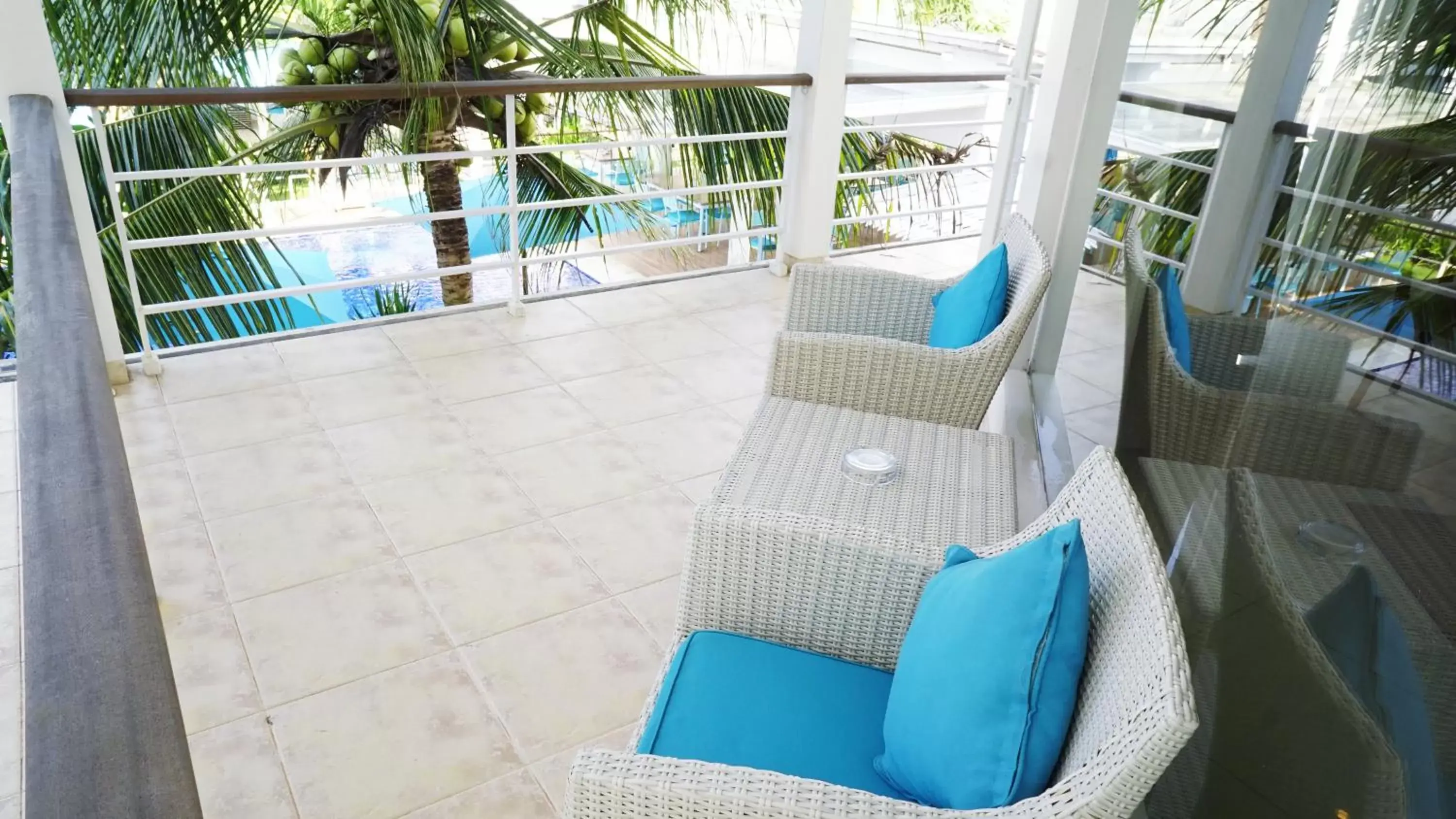 Garden, Pool View in Ocean View Residence