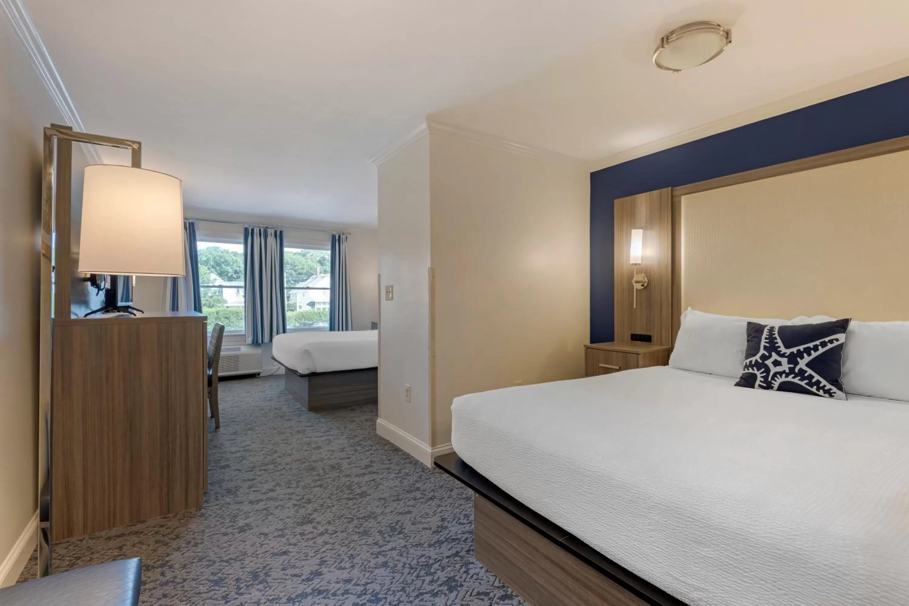 Photo of the whole room, Bed in Union Bluff Hotel & Meeting House