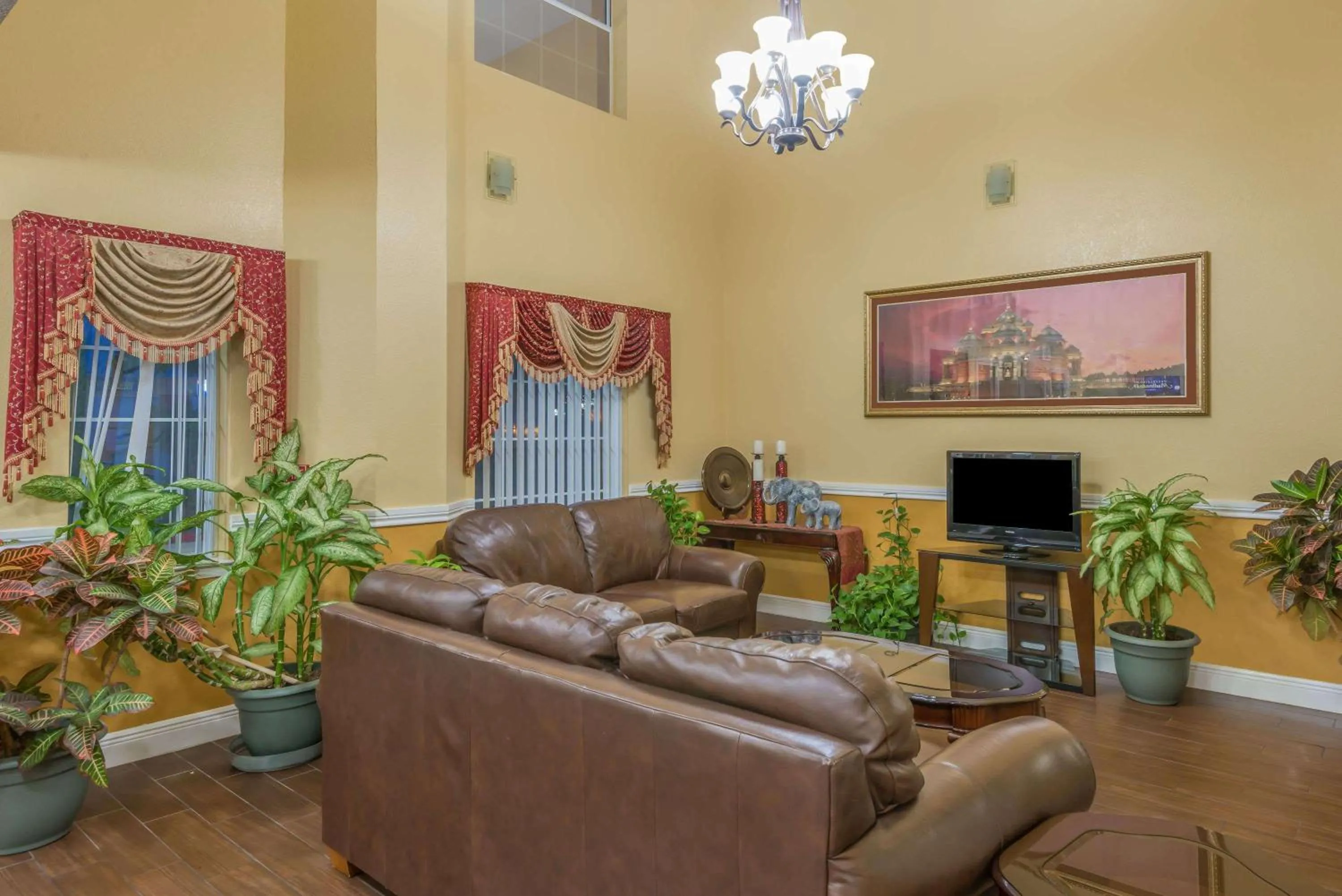 Lobby or reception in Days Inn by Wyndham San Antonio Southeast Frost Bank Center