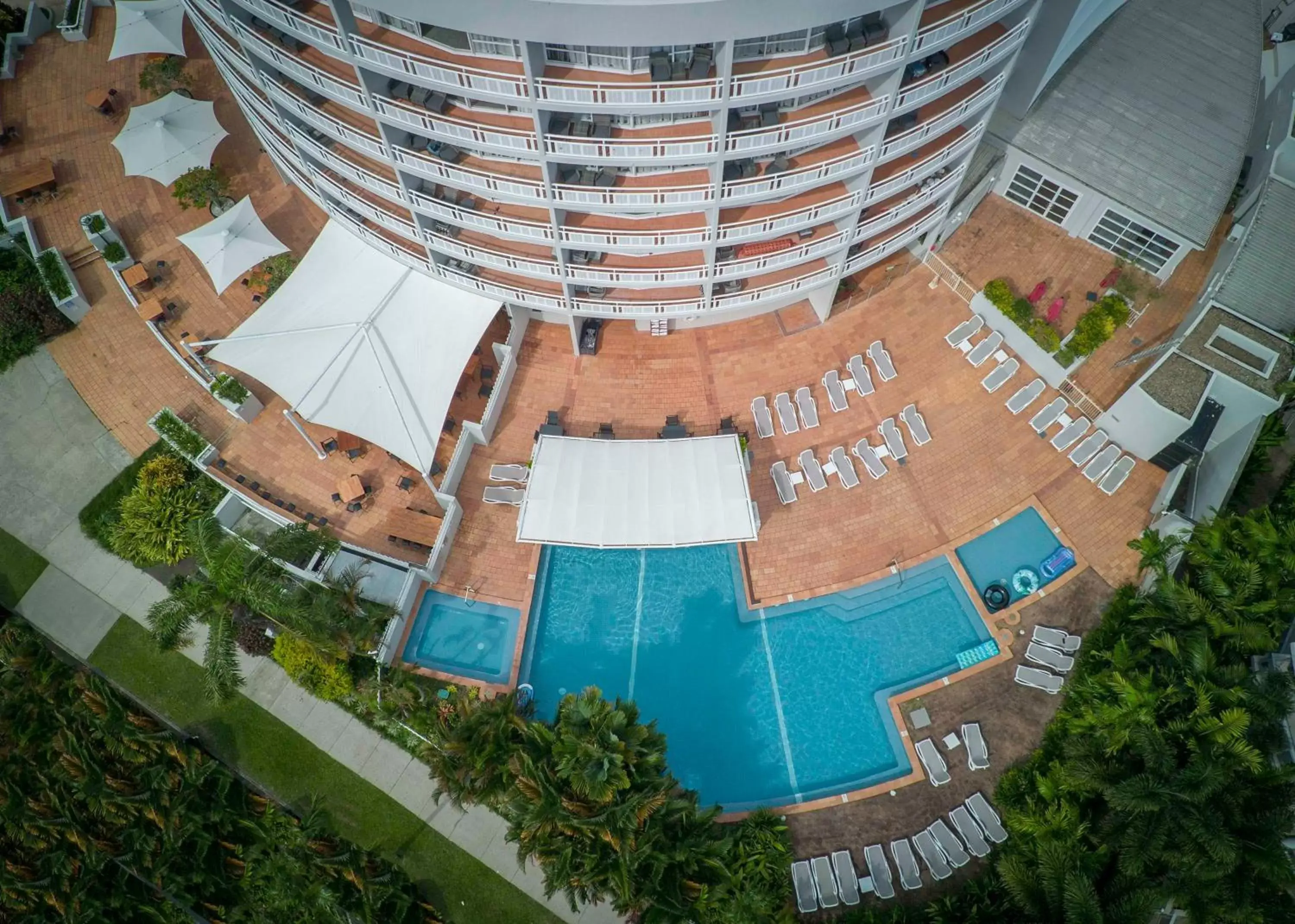 Pool view, Bird's-eye View in DoubleTree by Hilton Cairns