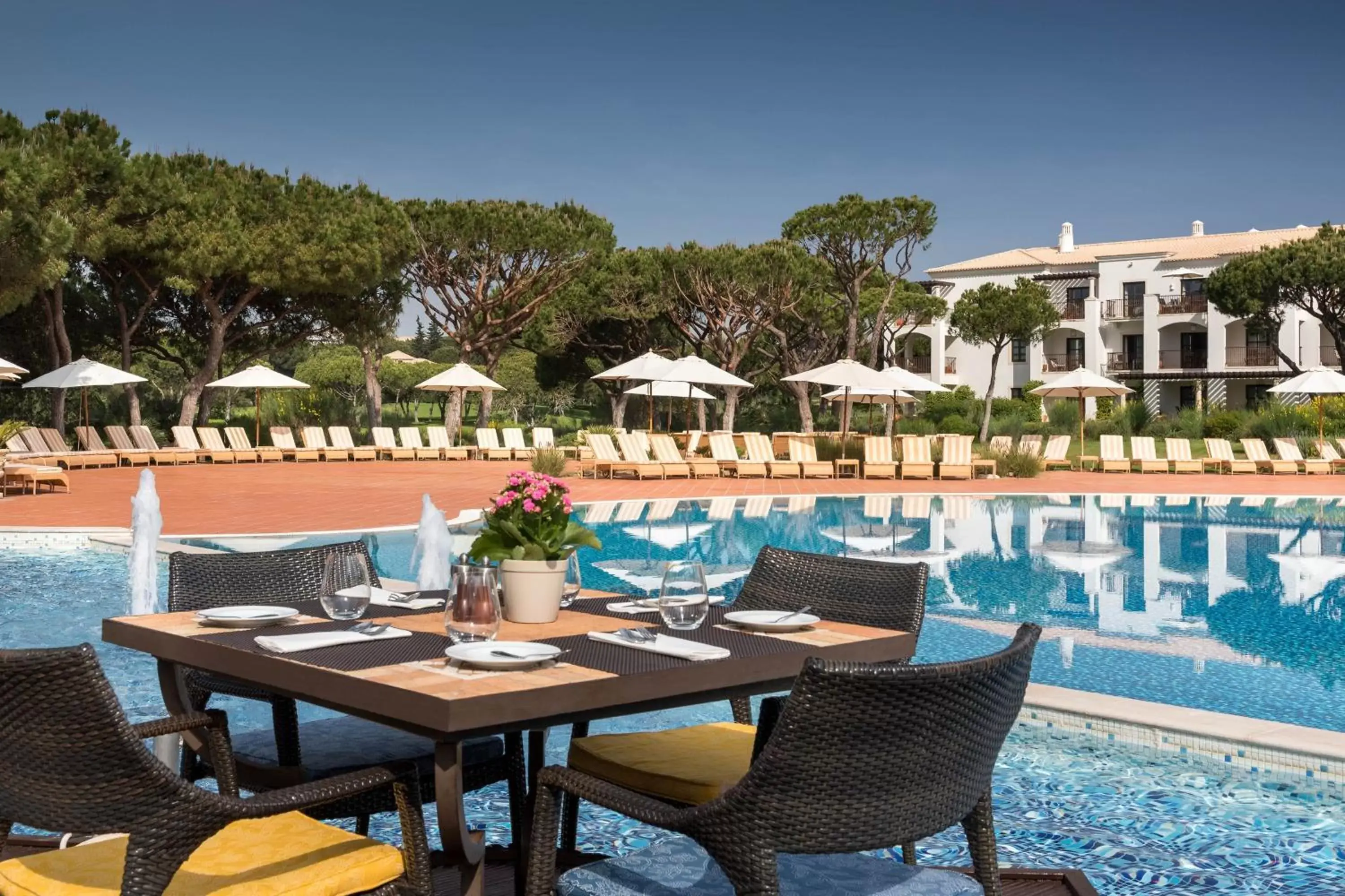 Restaurant/places to eat, Swimming Pool in Pine Cliffs Residence, a Luxury Collection Resort, Algarve