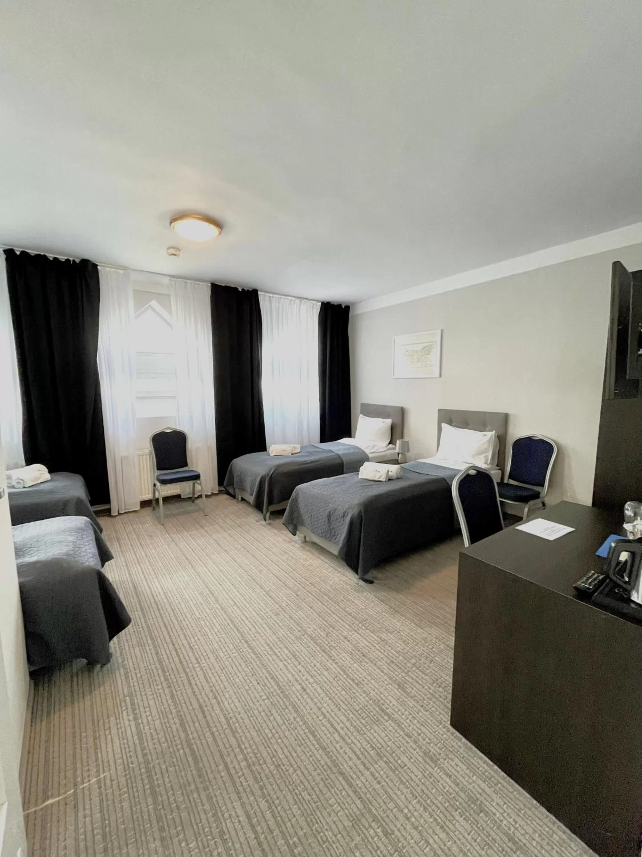 Photo of the whole room, Bed in JACHTOWA Hotel i Restauracja