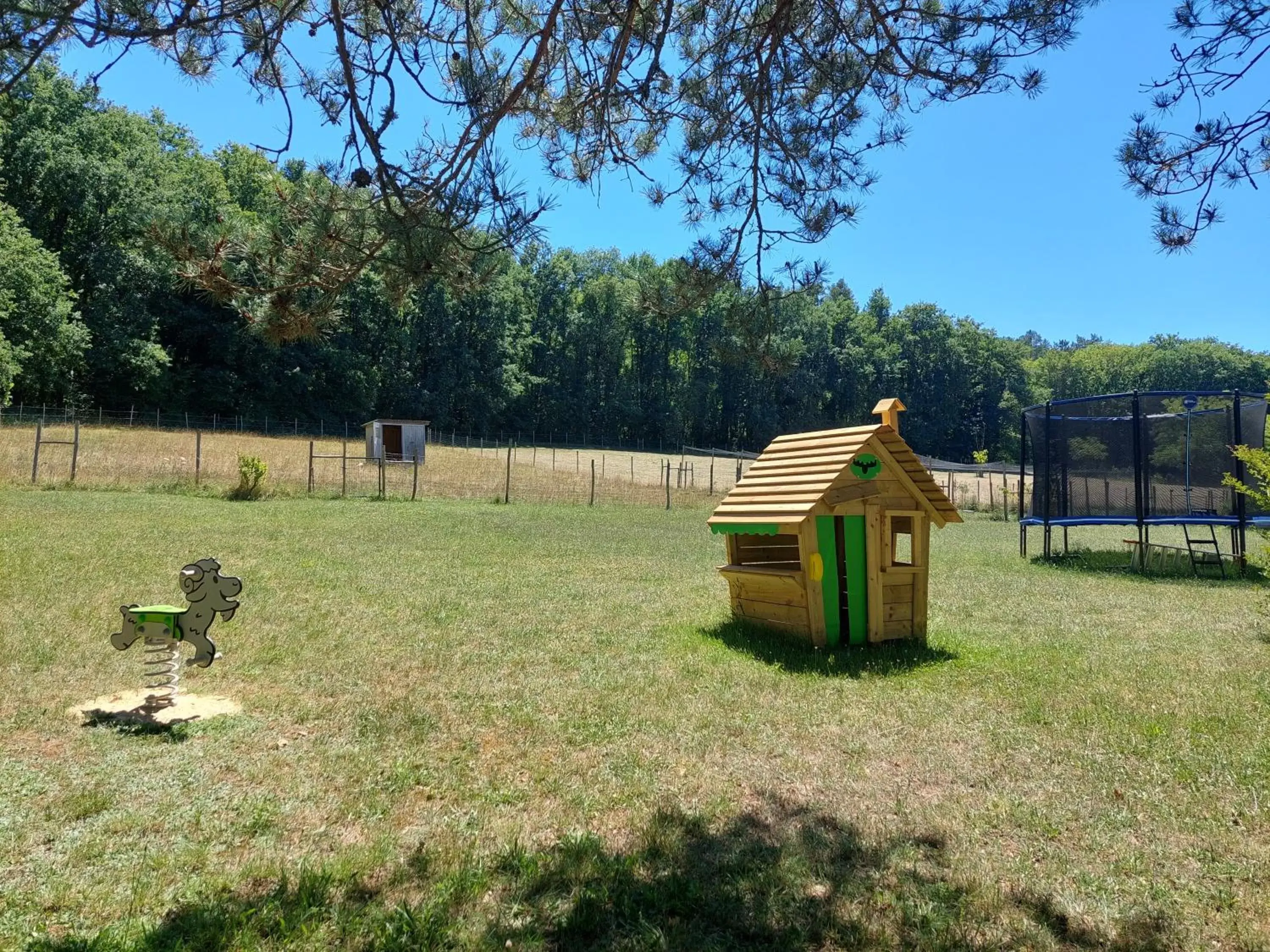 Children play ground, Children's Play Area in Ferme 4 étoiles avec piscine chauffée