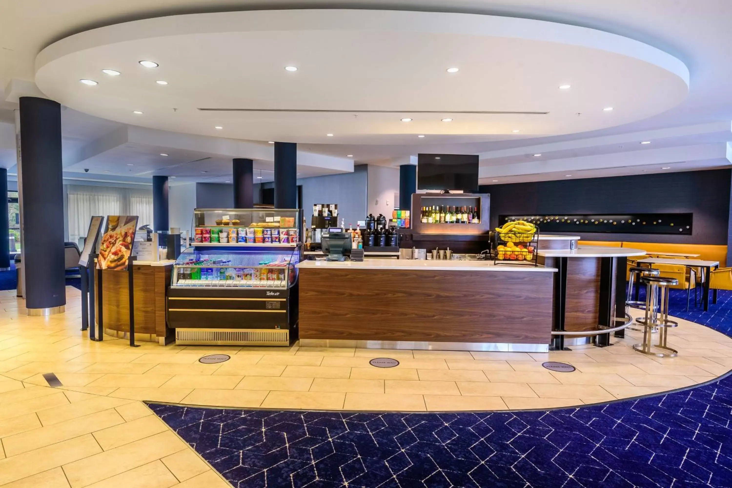 Restaurant/places to eat in Courtyard by Marriott Wilkes-Barre Arena