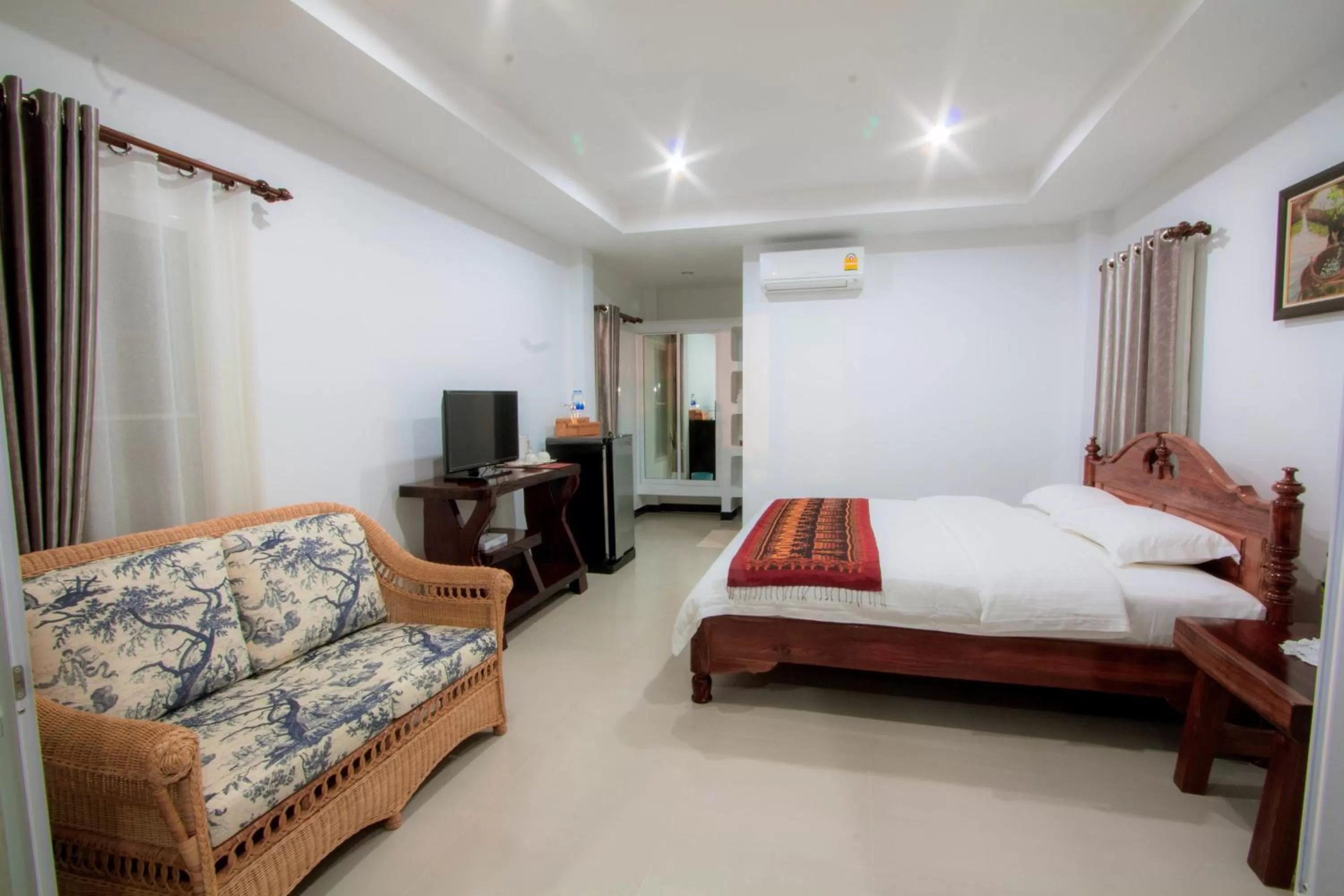 Bedroom, Bed in Baan Opun Garden Resort