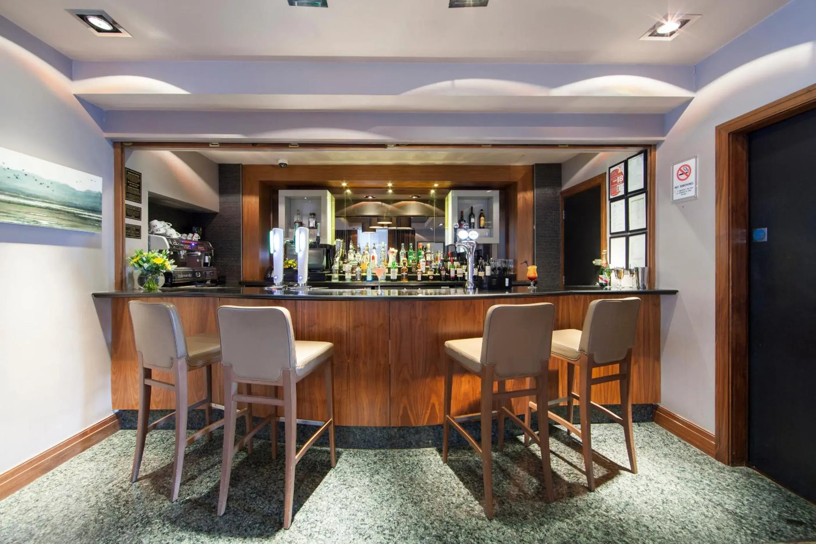 Lounge or bar, Lounge/Bar in Thistle London Hyde Park Kensington Gardens