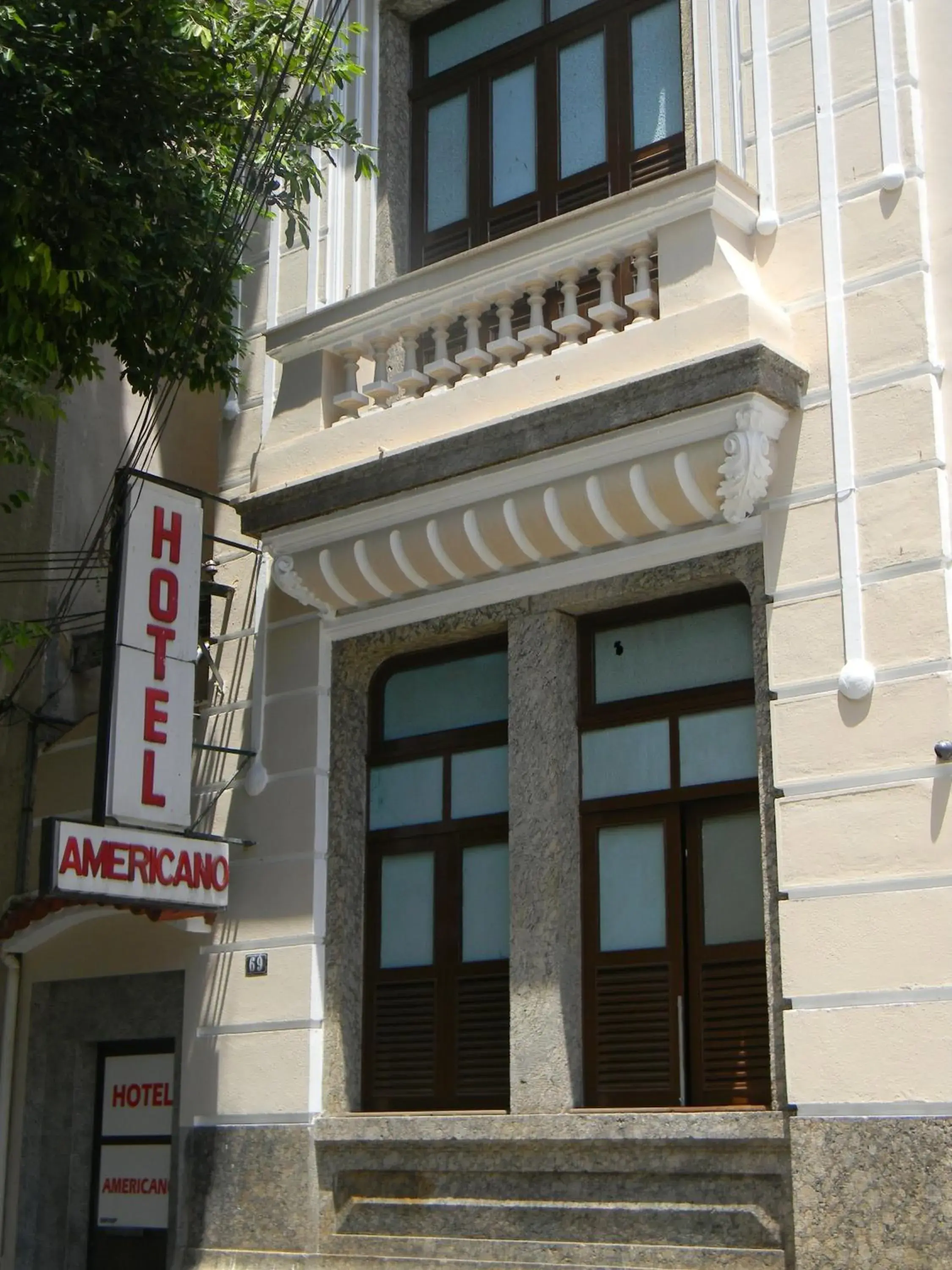 Facade/entrance in Hotel Americano