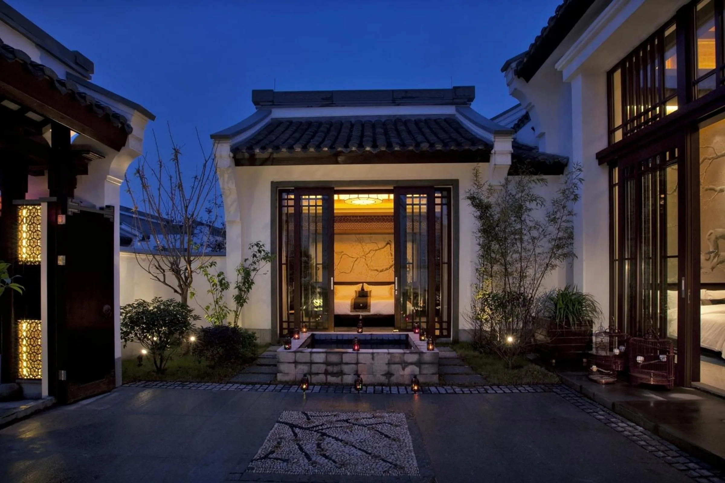 Facade/entrance in Banyan Tree Hangzhou