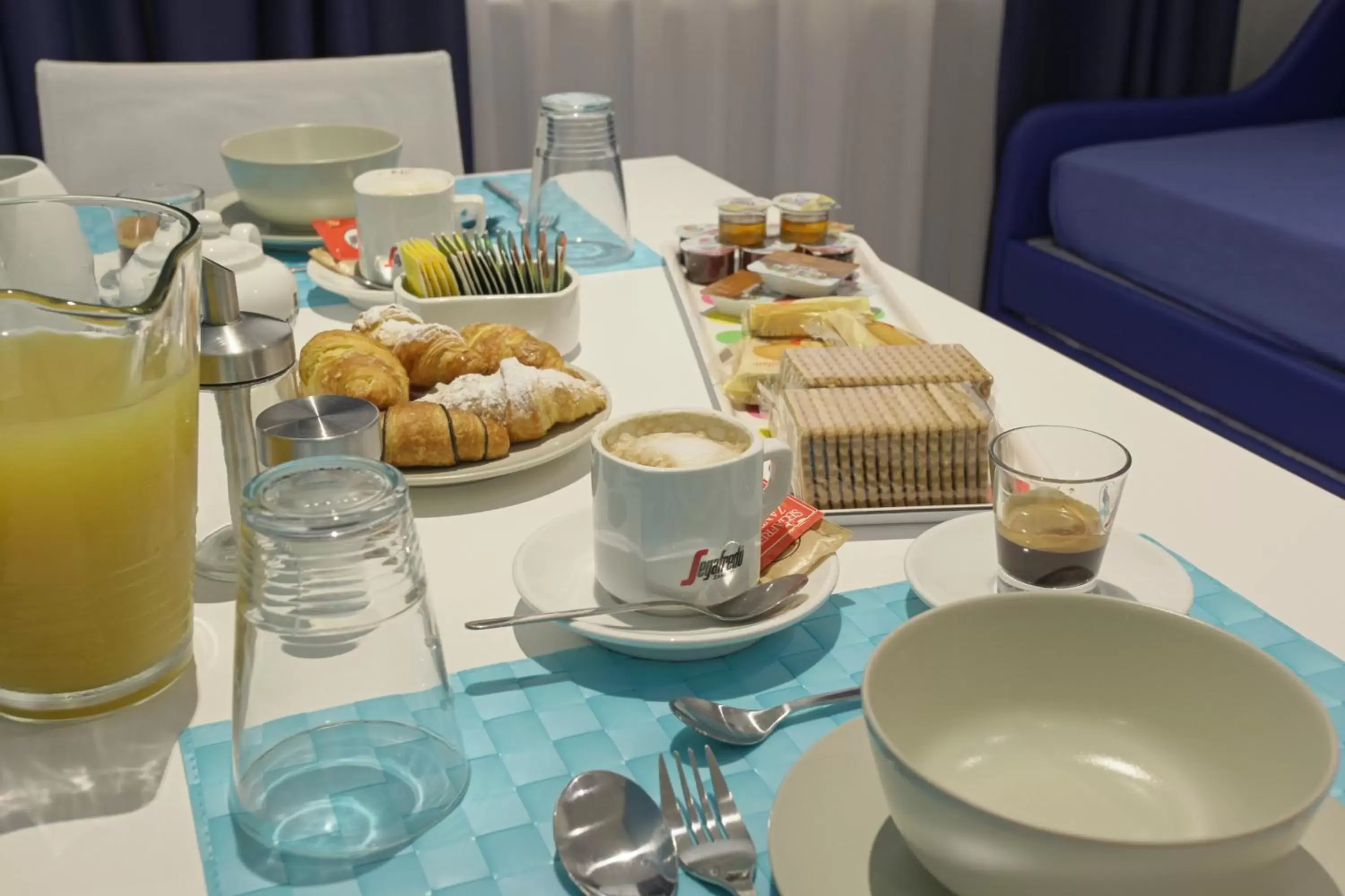 Italian breakfast in Hotel Agrigento Home