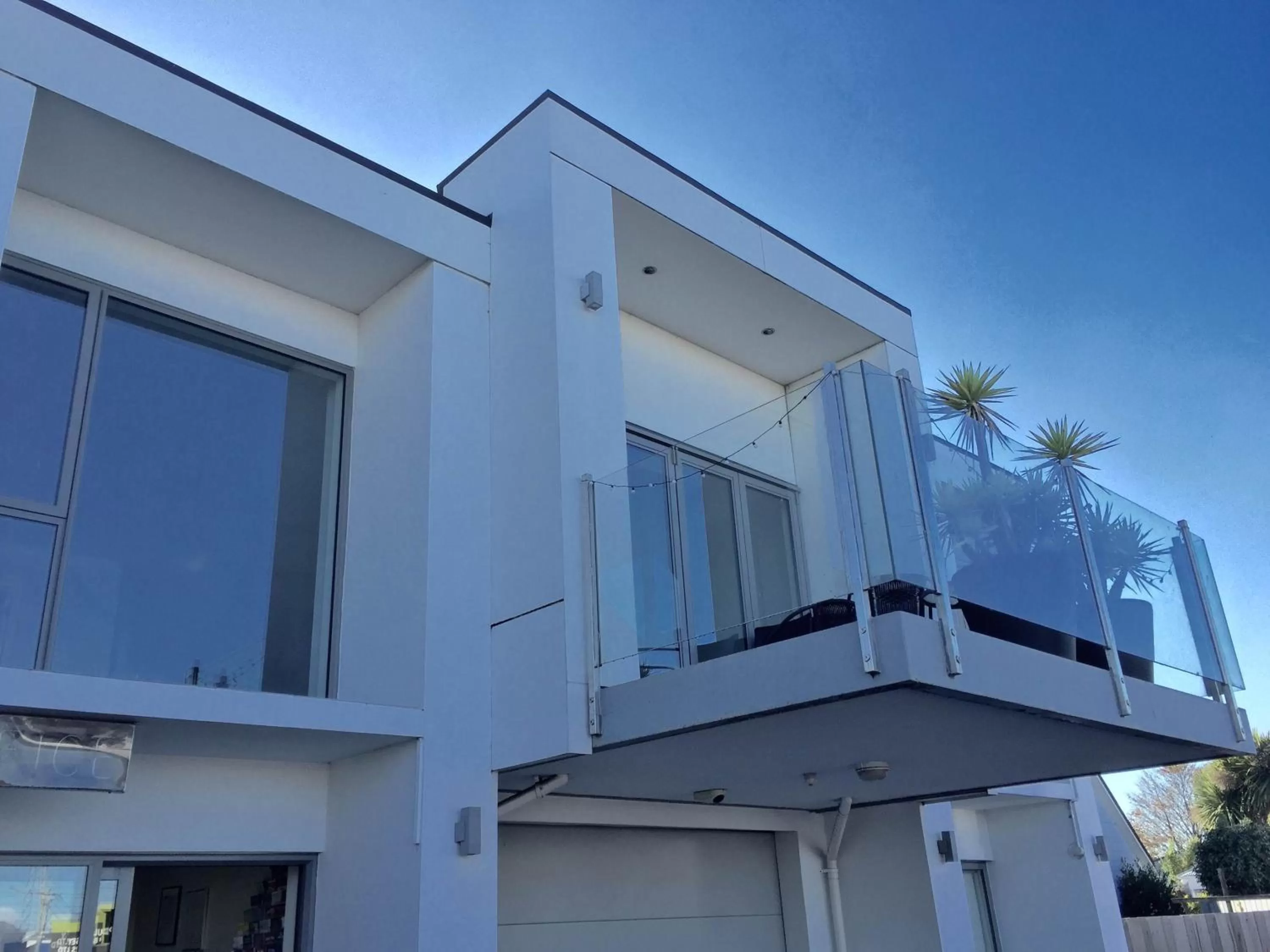 Facade/entrance in Alpha Motel with Spa-Bath