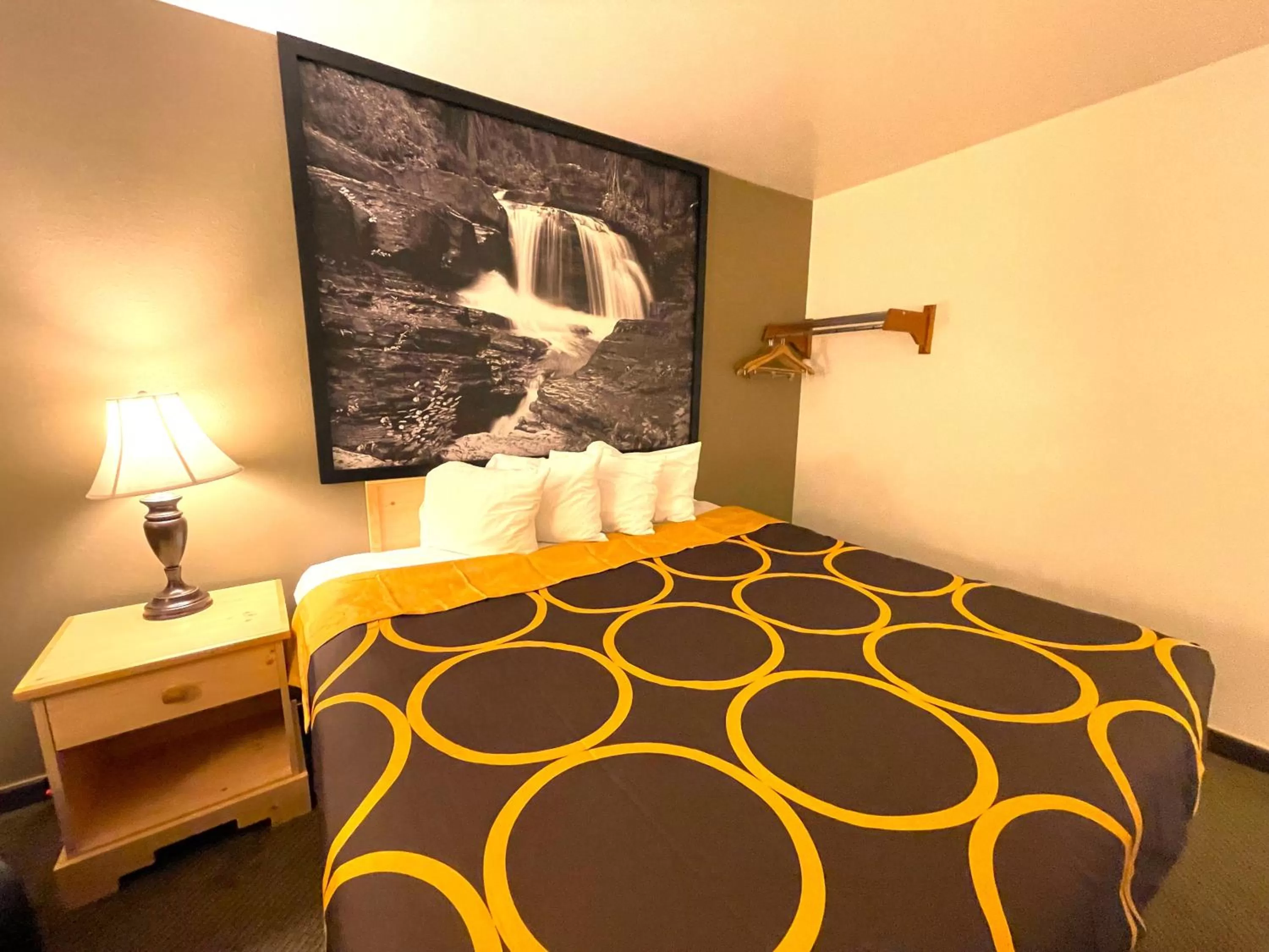 Bedroom, Bed in Super 8 by Wyndham Moscow - Pullman