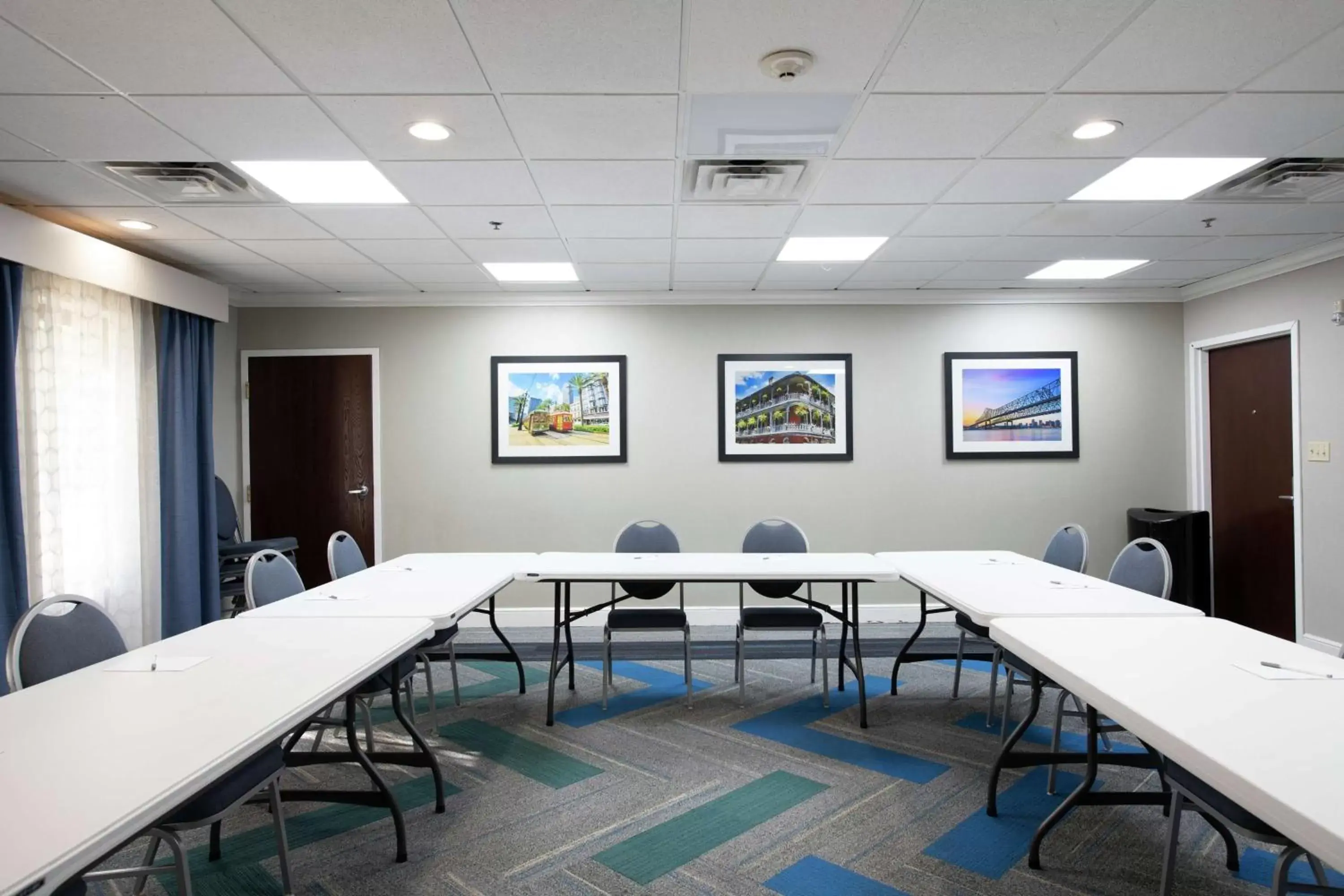 Meeting/conference room in Hampton Inn and Suites Lafayette