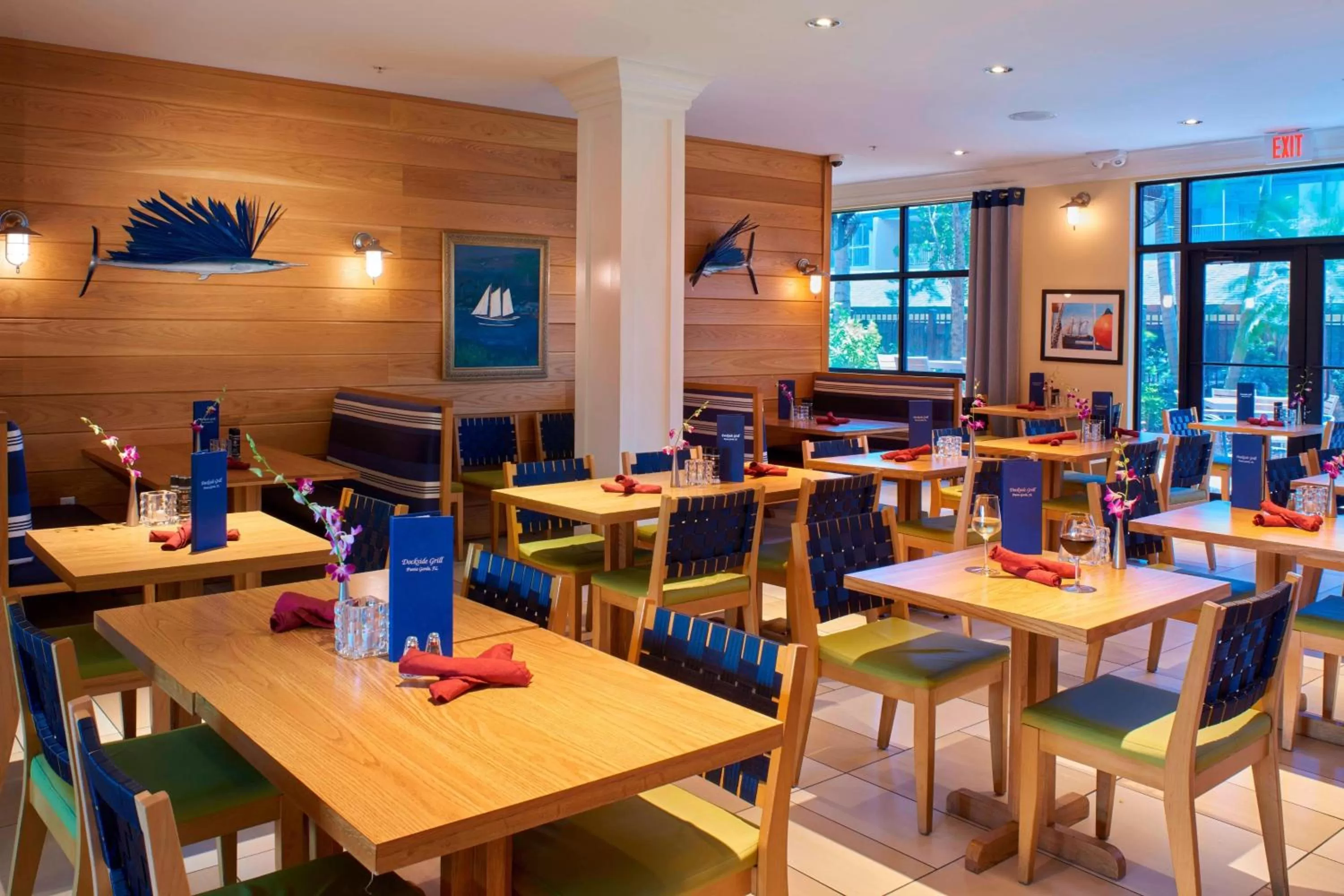 Restaurant/places to eat in Four Points by Sheraton Punta Gorda Harborside