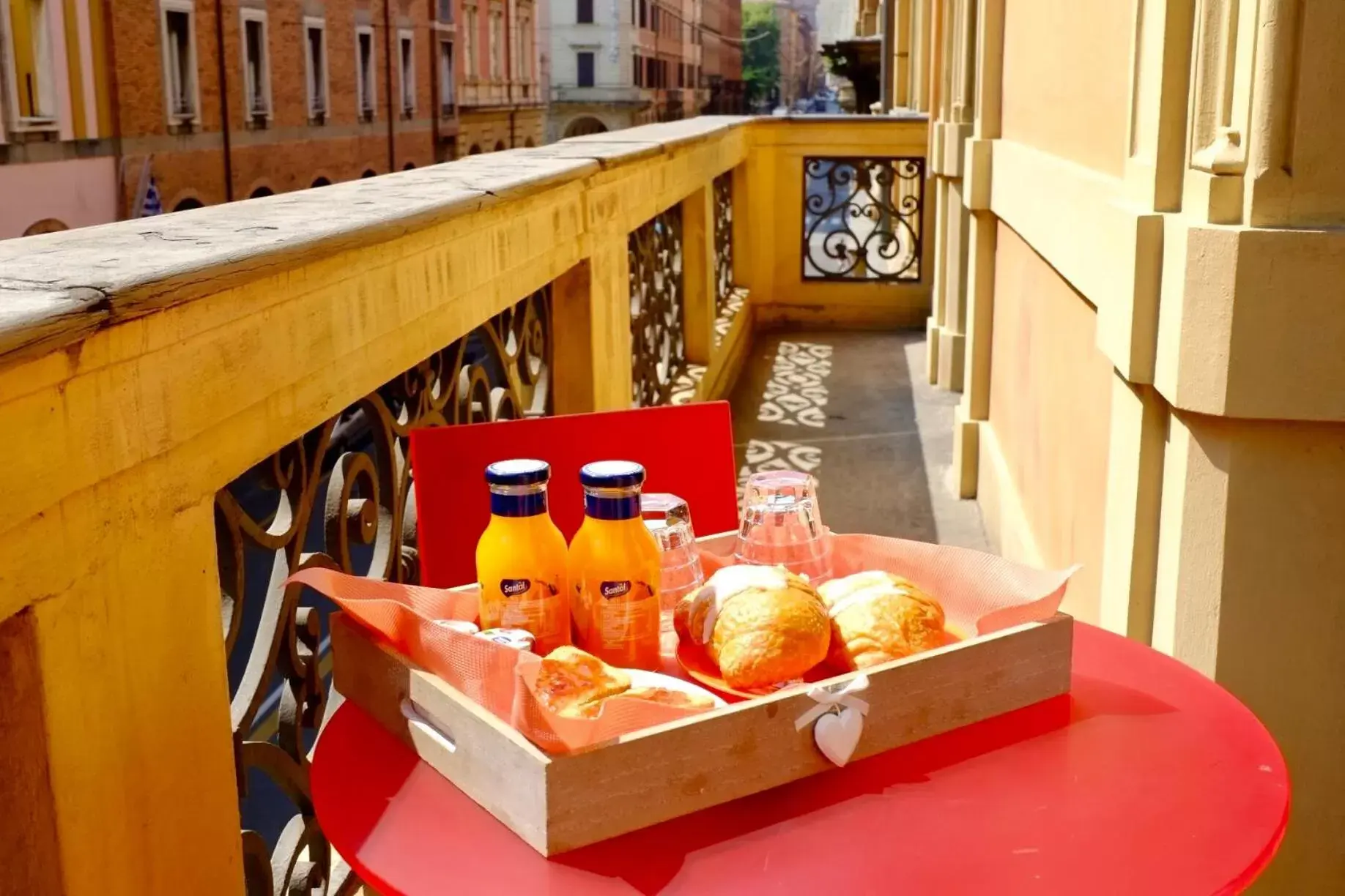 Balcony/Terrace in B&B Second Floor Centro Storico Bologna