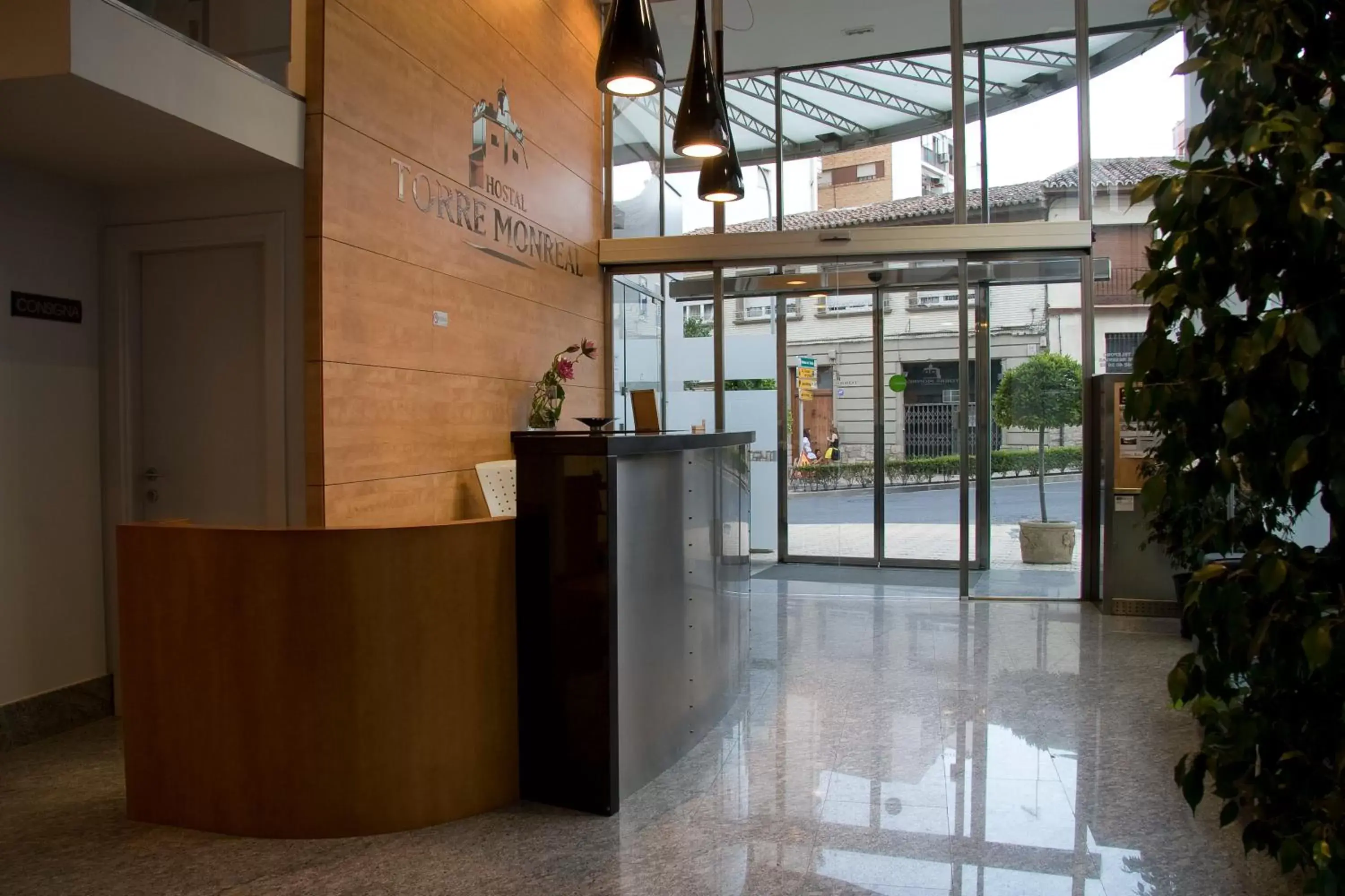 Facade/entrance, Lobby/Reception in Hotel Torre Monreal