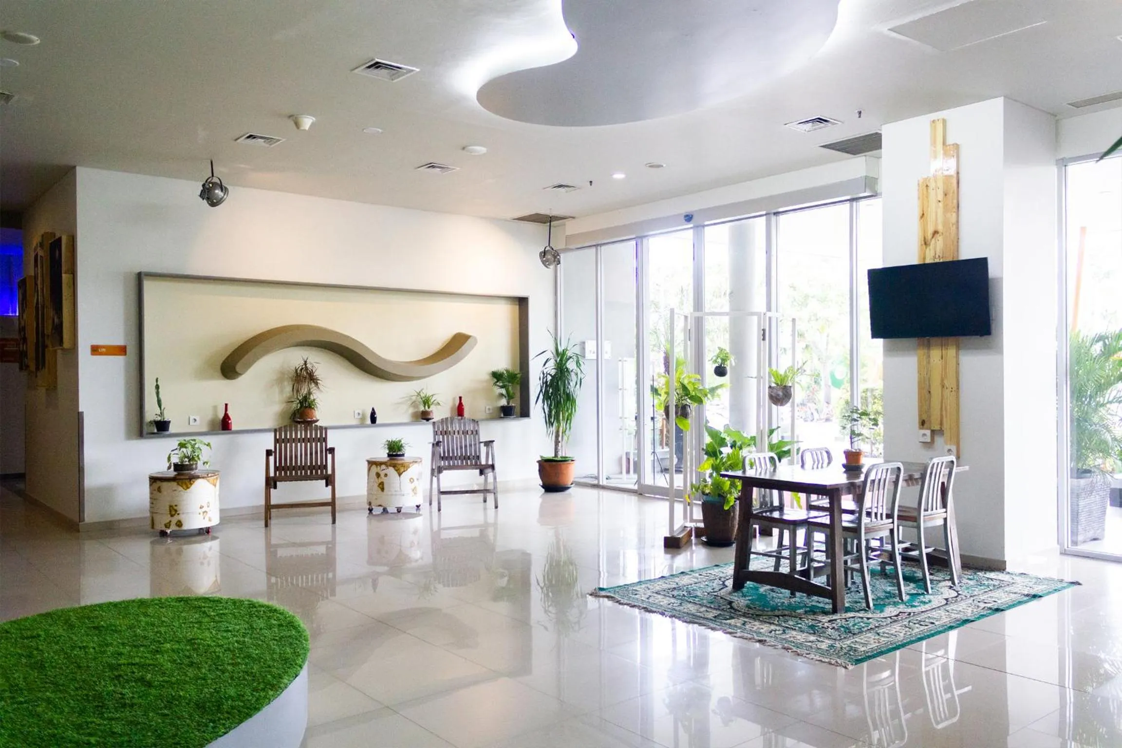 Area and facilities in POP! Hotel Kelapa Gading