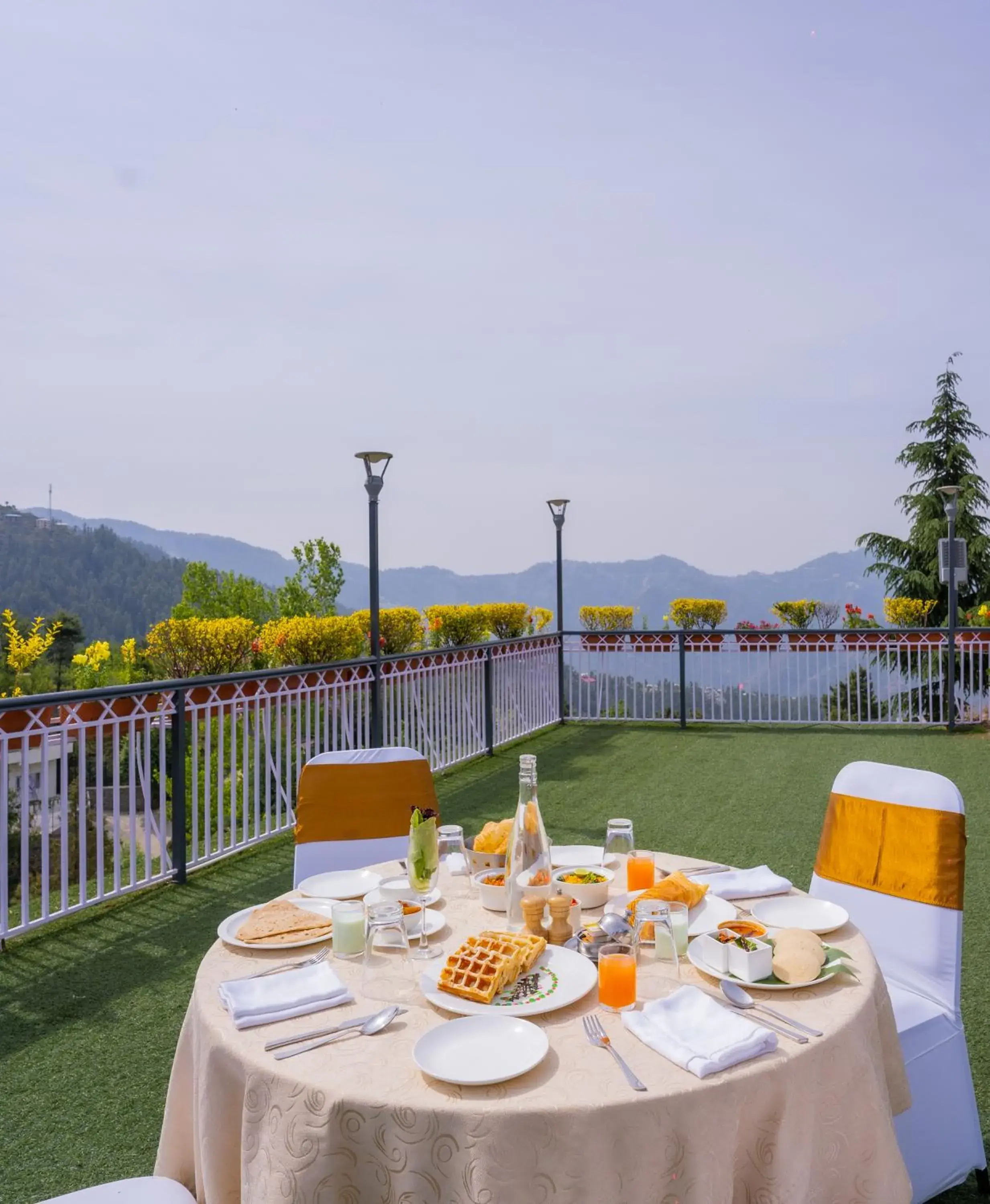 Balcony/Terrace in Marigold Sarovar Portico Shimla