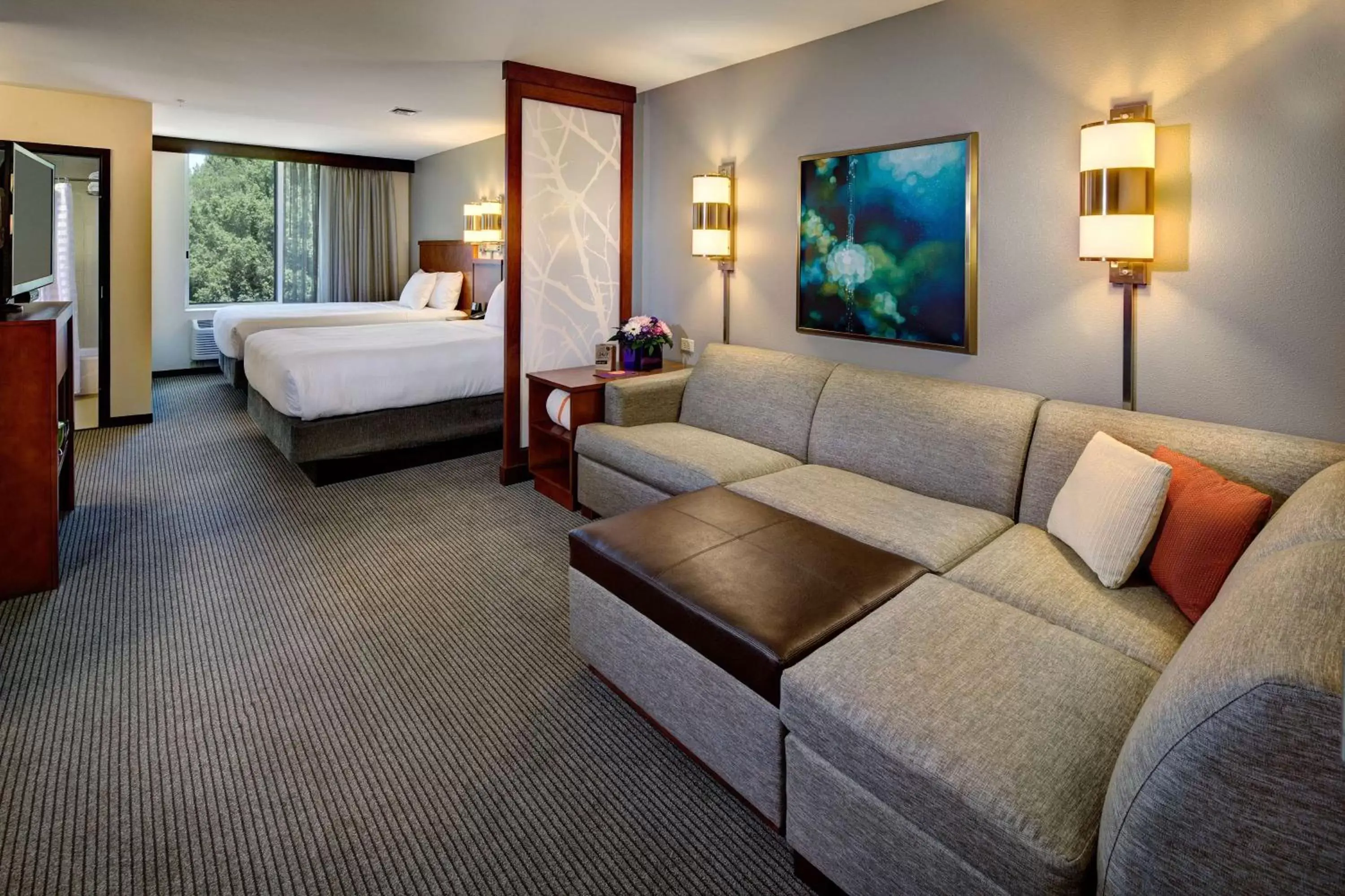 Queen Room with Two Queen Beds and Sofa Bed - High Floor in Hyatt Place UC Davis