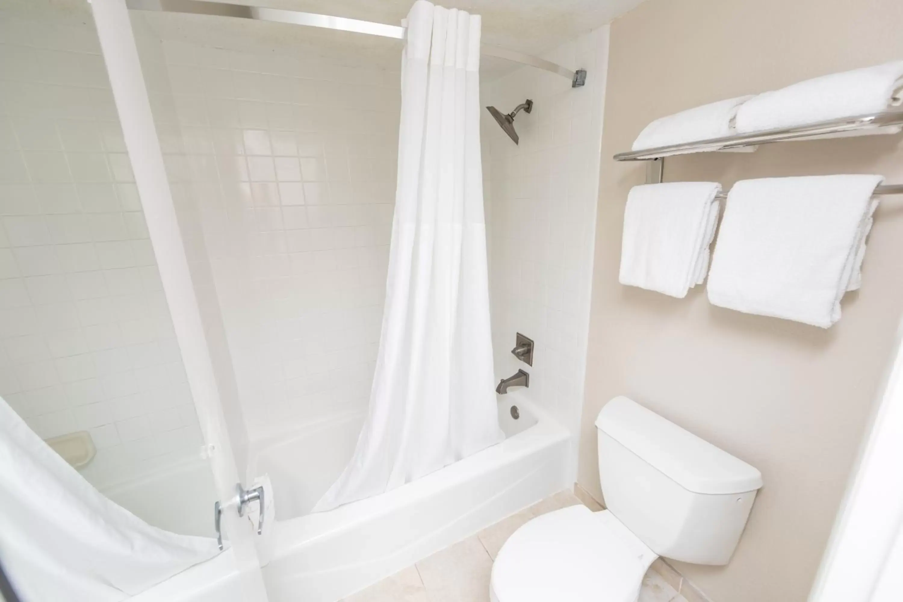 Shower, Bathroom in Ocean Coast Hotel at the Beach Amelia Island