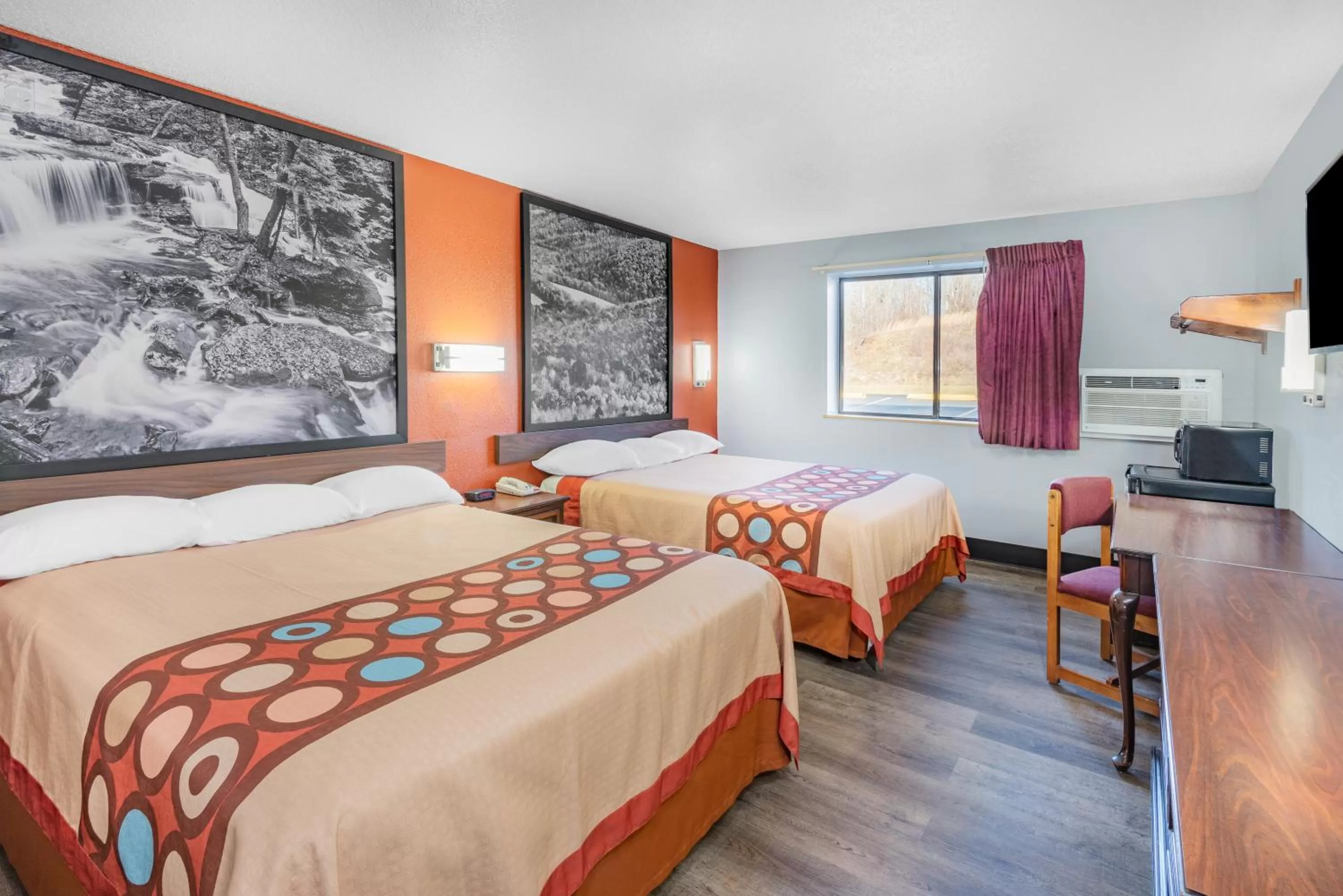 Bed in Super 8 by Wyndham Waynesburg